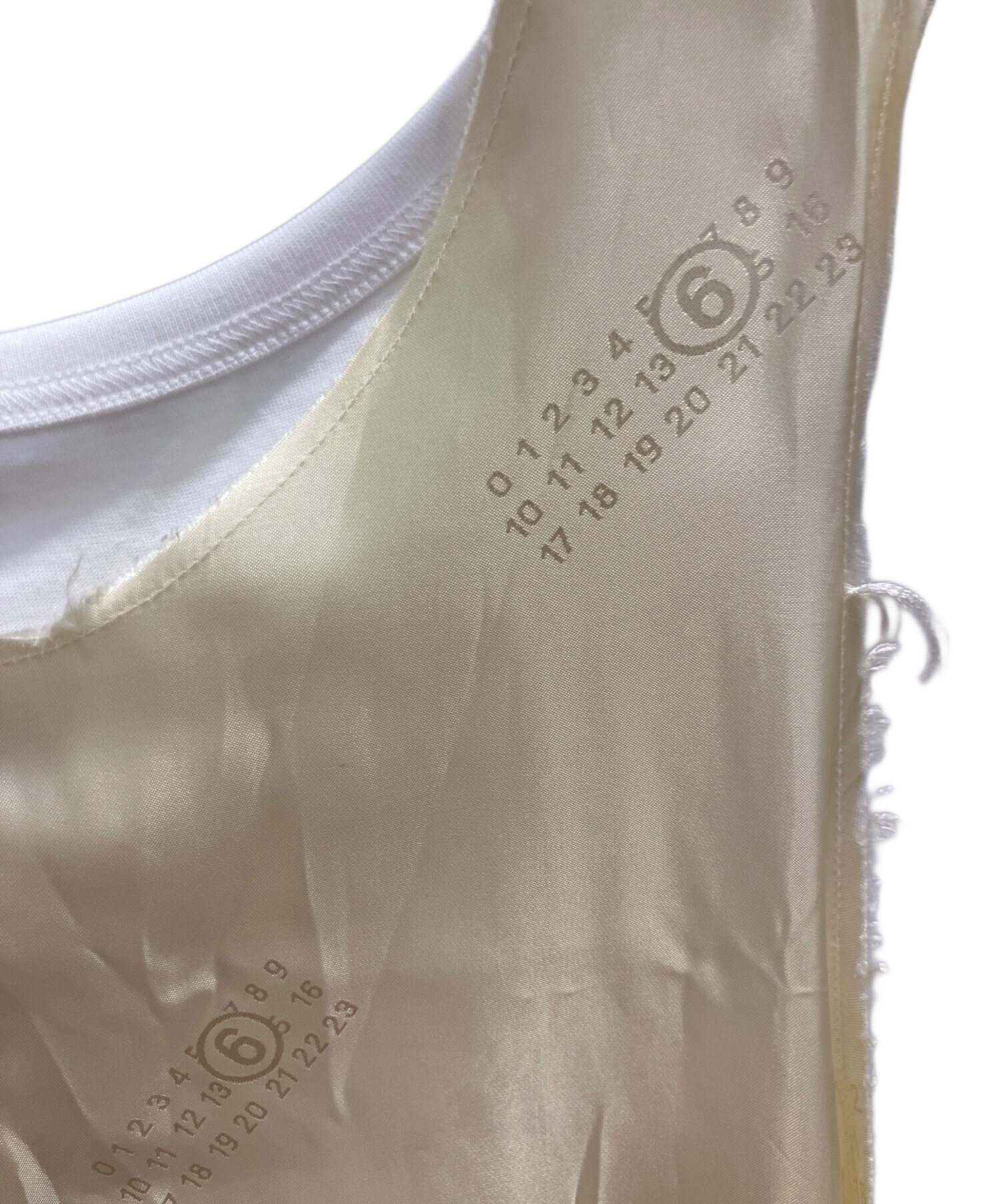 マルジェラ　コレクションライン　タンクトップ 中古・古着通販】MM6 Maison Margiela (エムエムシックスメゾン