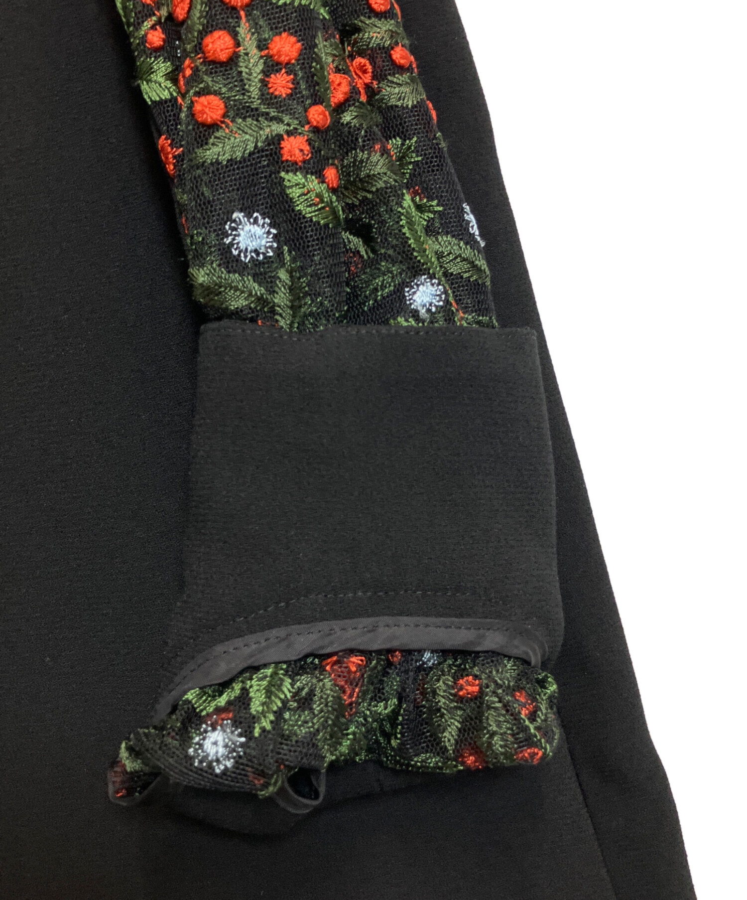 中古・古着通販】LOKITHO (ロキト) 刺繍ワンピース ブラック サイズ:1