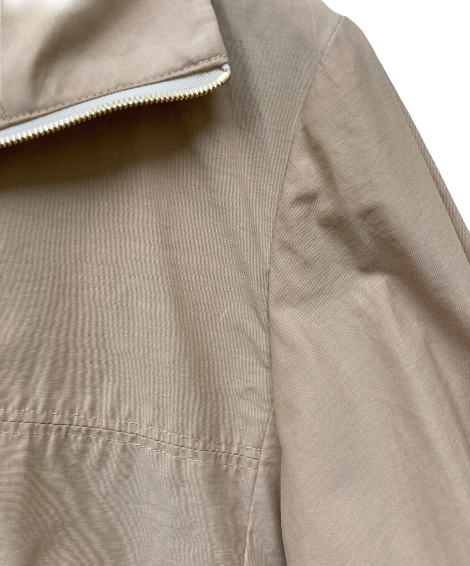 中古・古着通販】YORI (ヨリ) バックギャザー撥水パーカー ベージュ