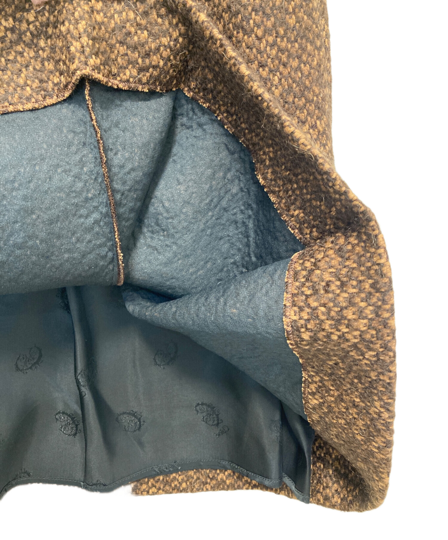 Chloe新品未使用ツイードフロントペイントボタンスカート Chloe新品未使用ツイードフロントペイントボタンスカート