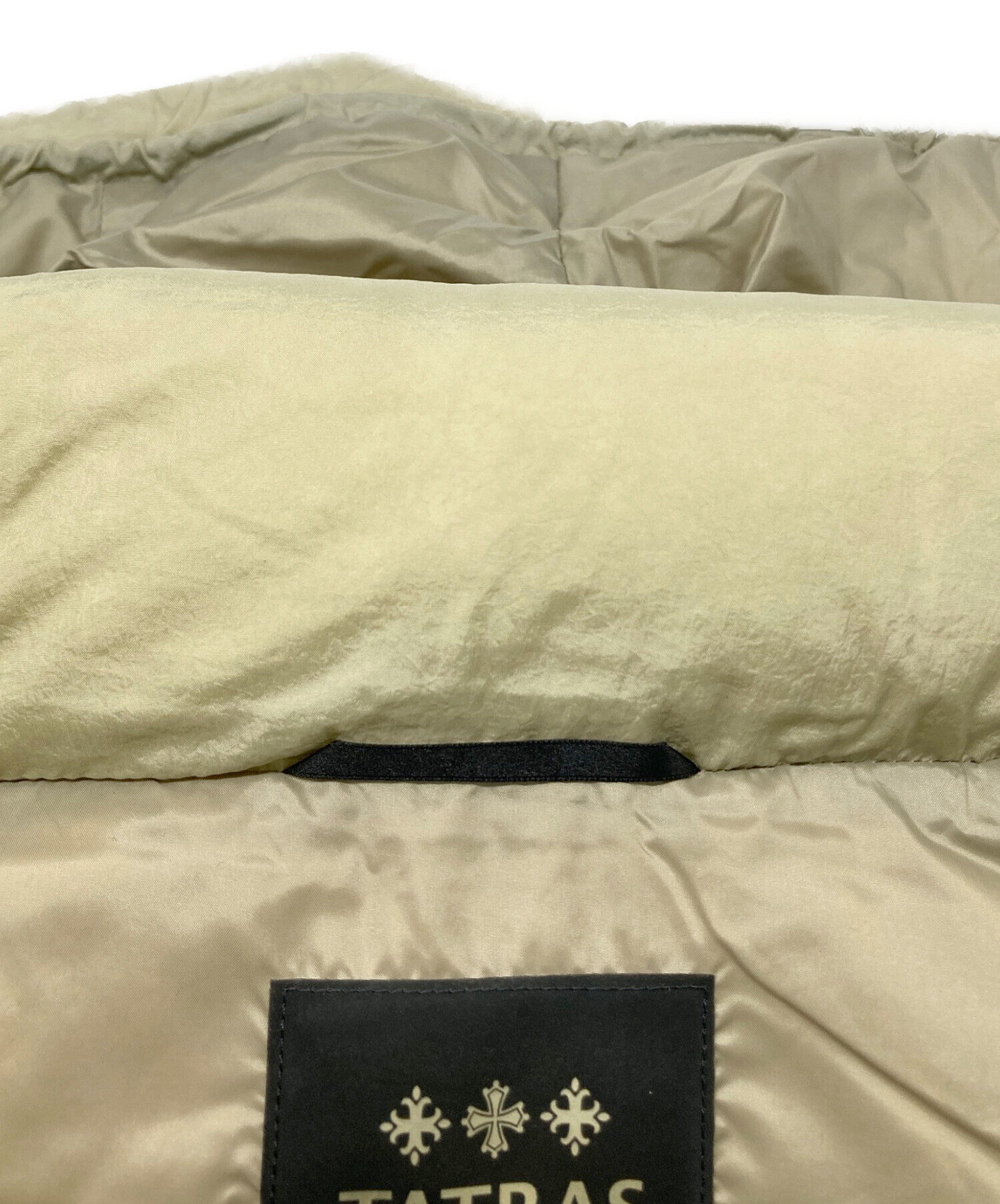 中古・古着通販】TATRAS (タトラス) CURONEダウンベスト ベージュ