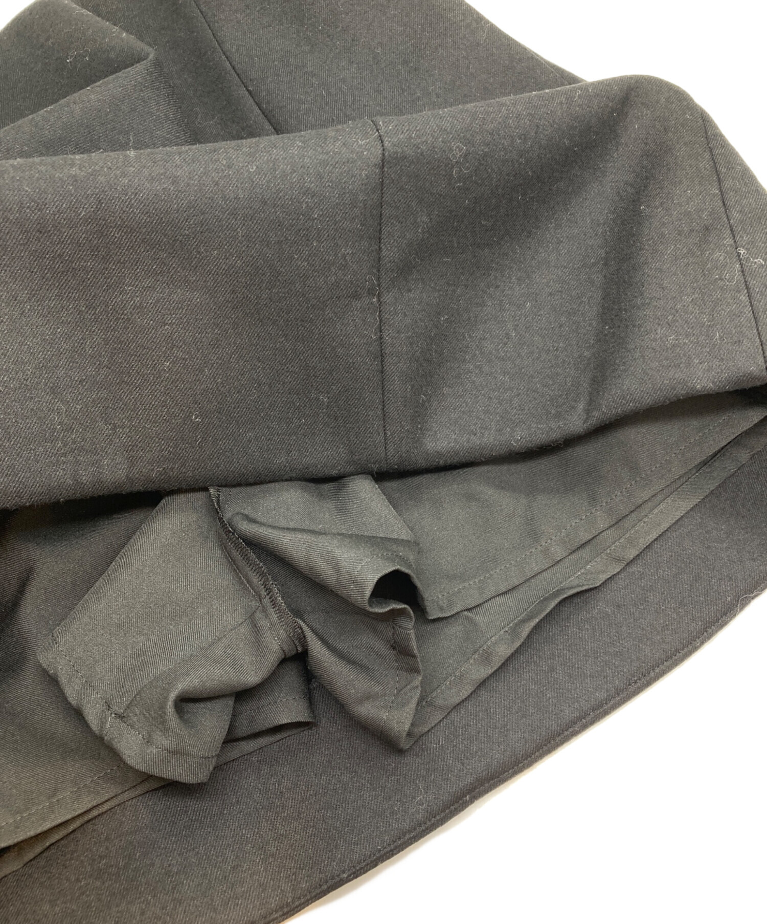 中古・古着通販】CLANE (クラネ) CONSTRUCTIVE MINISKIRT ブラック