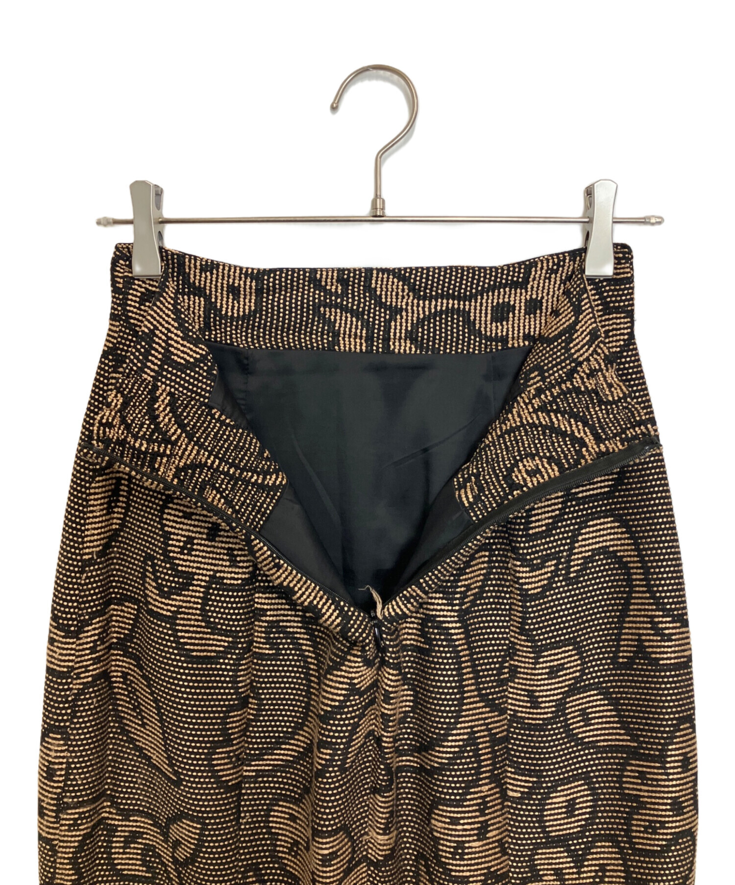 サイト内最安値　トゥデイフル　ジャガードリーフペンシルスカート　36 中古・古着通販】TODAYFUL (トゥデイフル) ジャガードリーフ