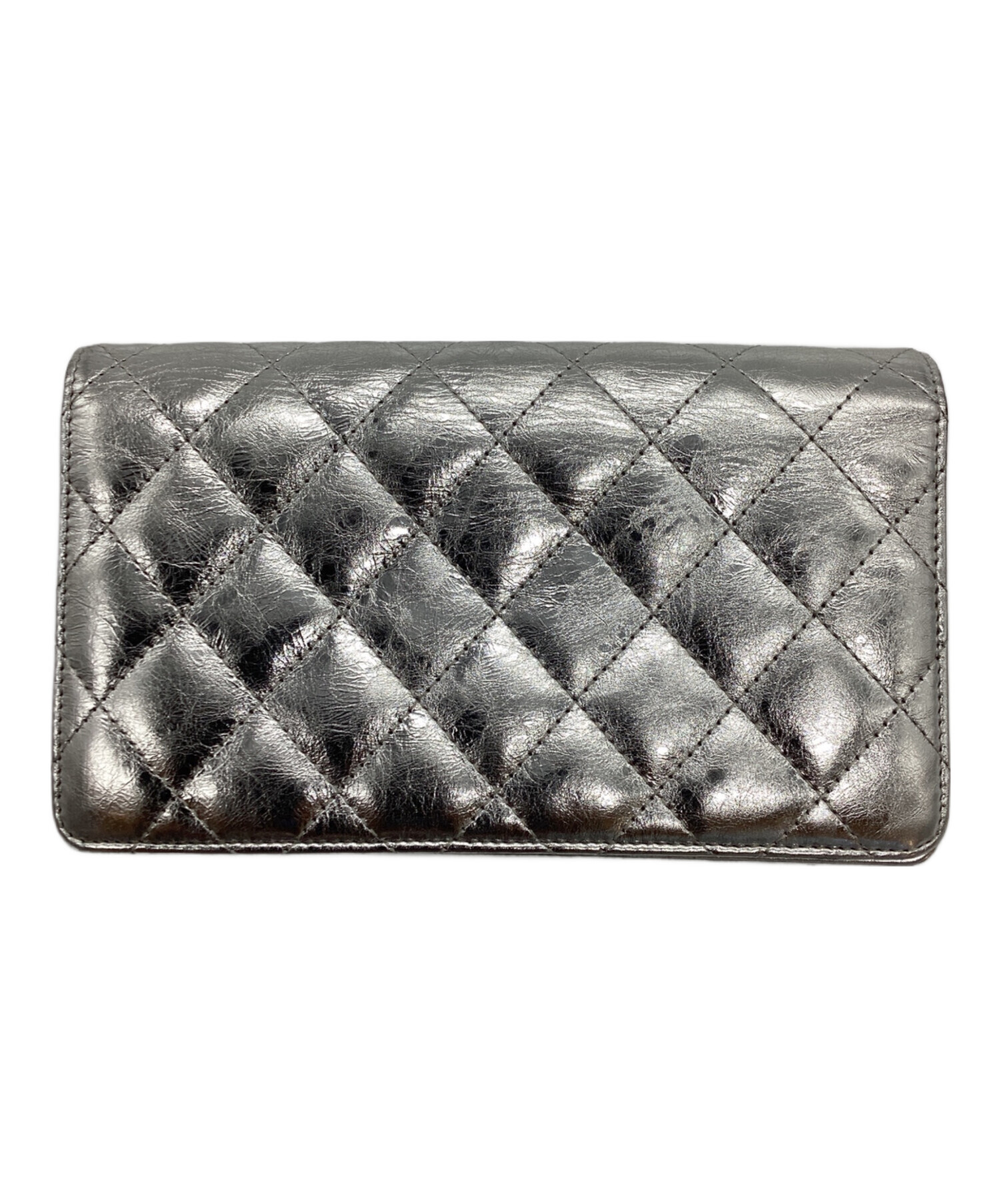 最終値下げ　CHANEL シルバー キルティング 三つ折り財布 中古・古着通販】CHANEL (シャネル) 長財布 シルバー｜ブランド・古着