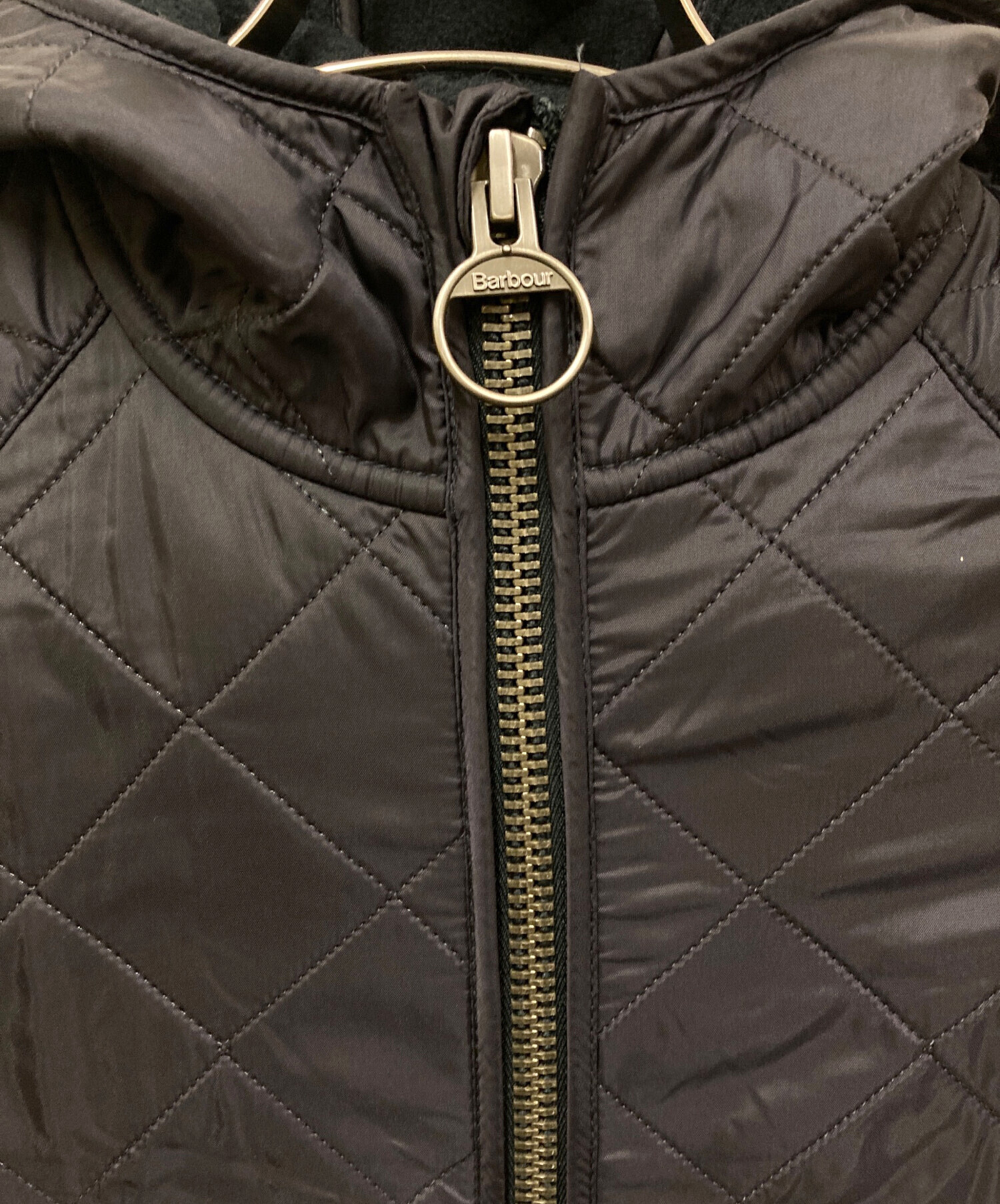 中古・古着通販】Barbour (バブアー) HOODED POLAR QUILT SL ネイビー 