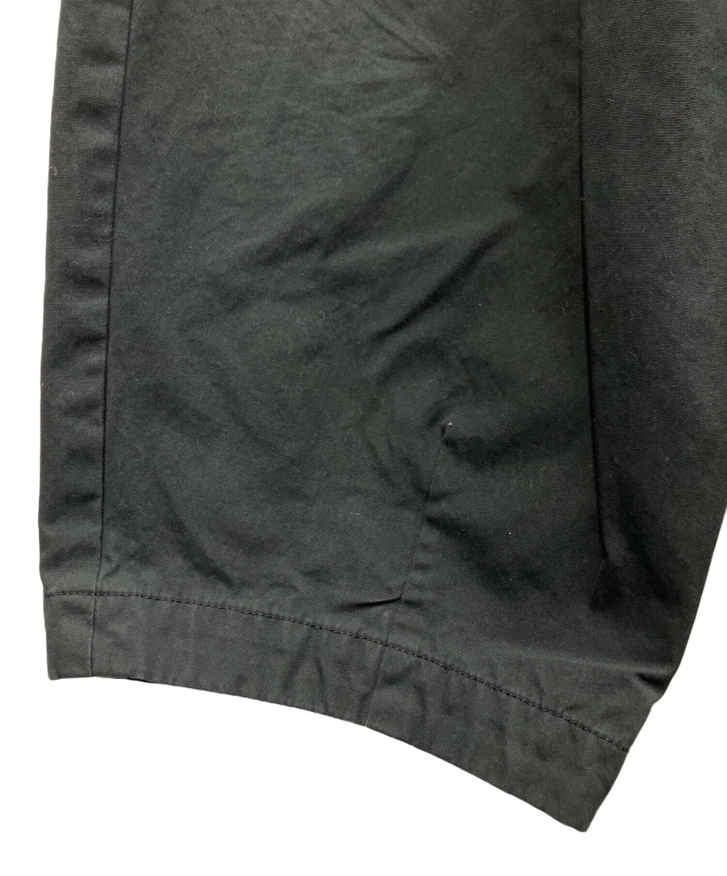 中古・古着通販】kagure (カグレ) コットンクロップドパンツ ブラック