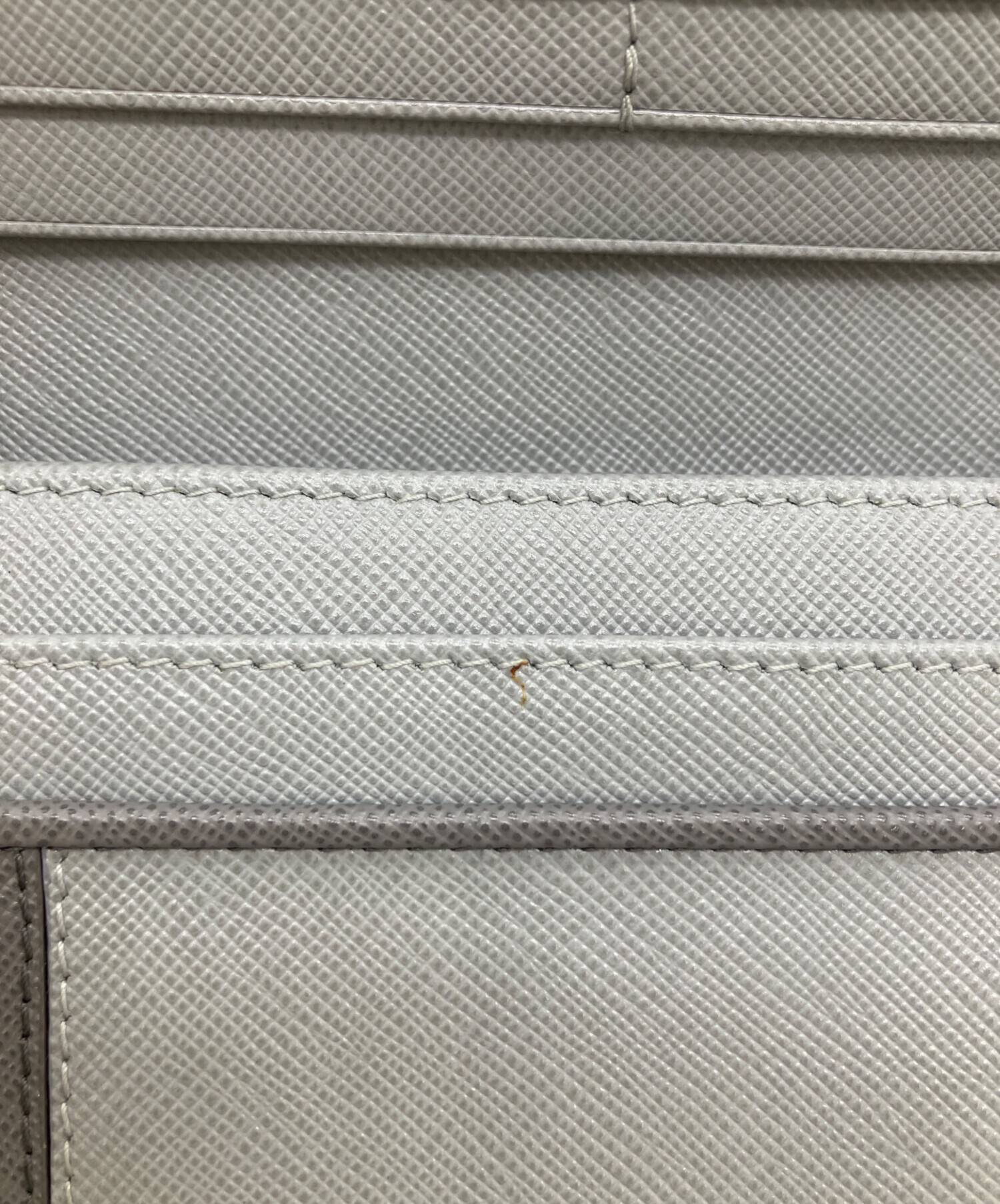 中古・古着通販】PRADA (プラダ) 長財布 グレー｜ブランド・古着通販