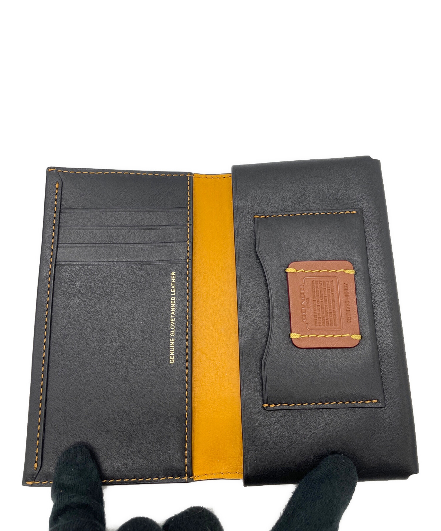 中古・古着通販】COACH (コーチ) NASA (ナサ) 2つ折り財布｜ブランド