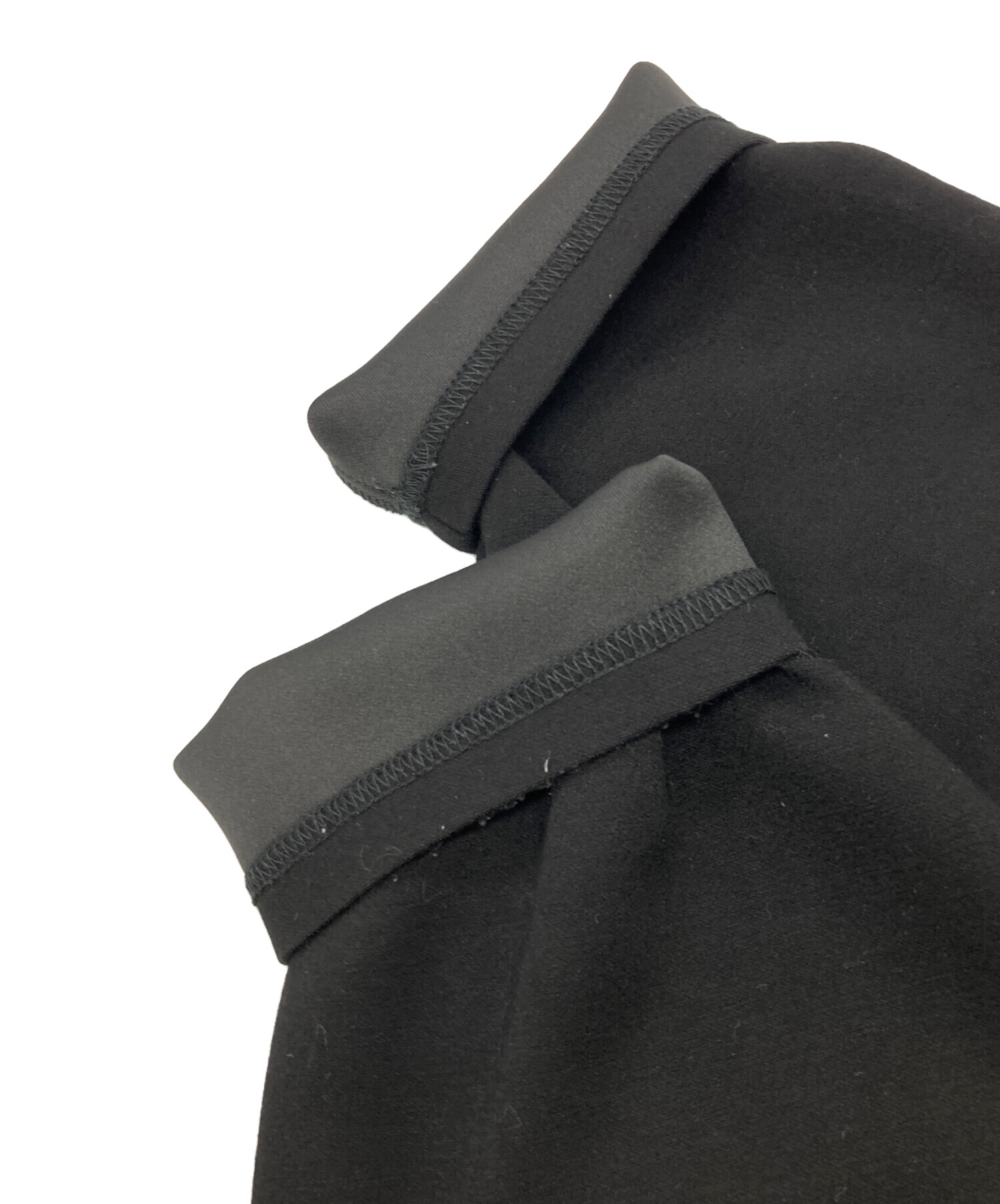 OMMO QUILTING DOCKING VOLUME OP BLACK