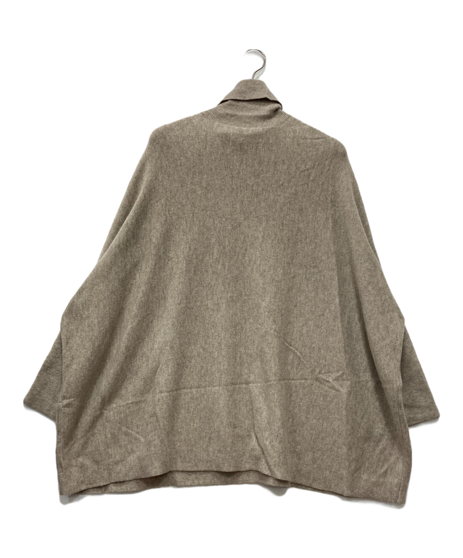BEARDSLEY VネックBIGニット　ビアズリー　ベージュ　麻　長袖　洗える 中古・古着通販】BEARDSLEY (ビアズリー) ビッグニットタートル