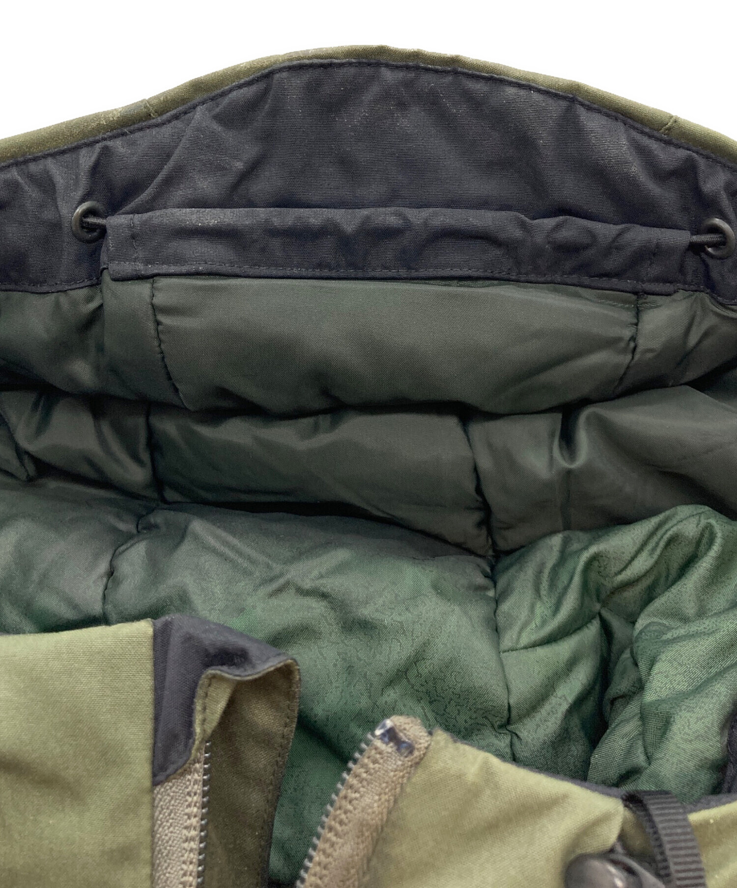 中古・古着通販】tilak (ティラック) ベンタイルフードベスト グリーン