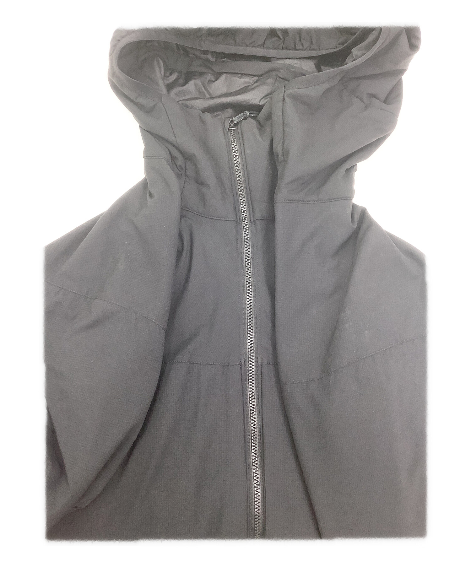 旧タグOld ARC'TERYX Atom LT Hoody ナイロンジャケット 中古・古着通販】ARC'TERYX (アークテリクス) Atom LT Hoody ブラック