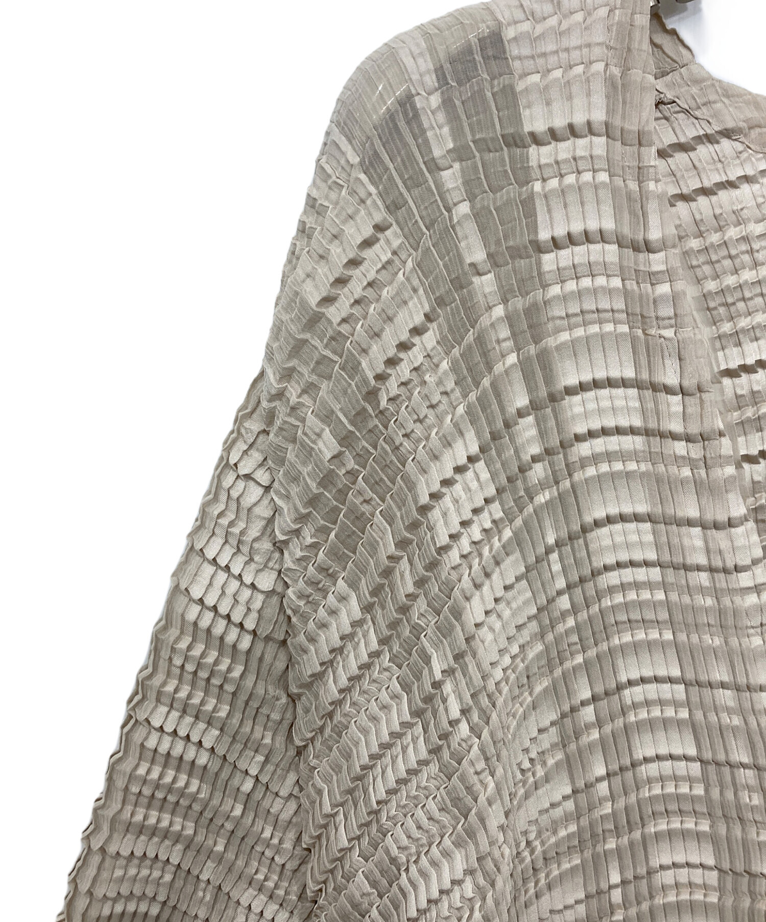 中古・古着通販】ISSEY MIYAKE (イッセイミヤケ) プリーツ加工