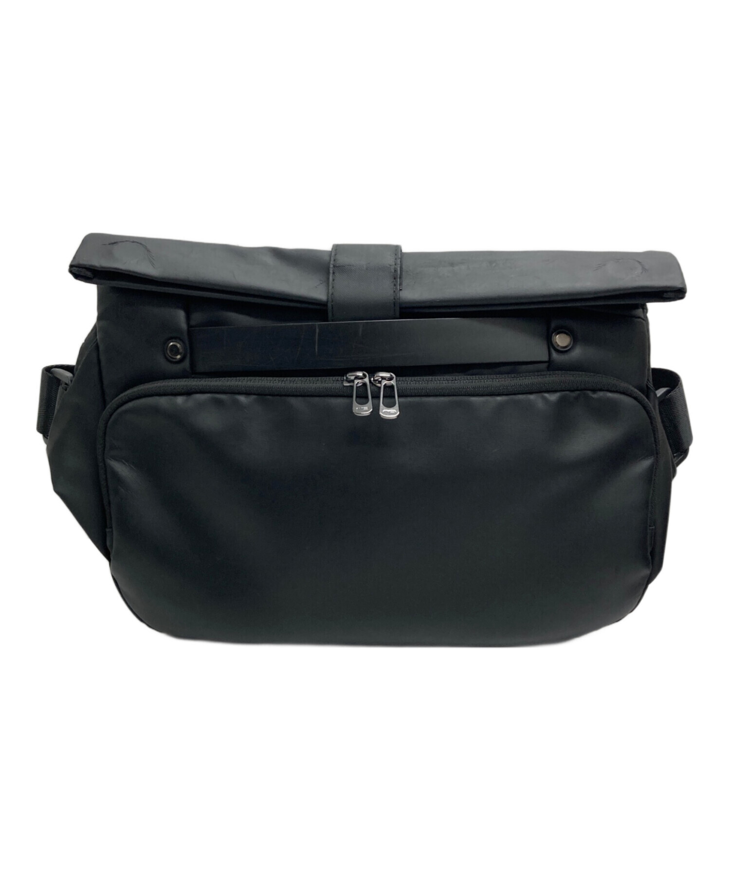 中古・古着通販】urbanature (アーバンネイチャー) R1 mega sling bag 
