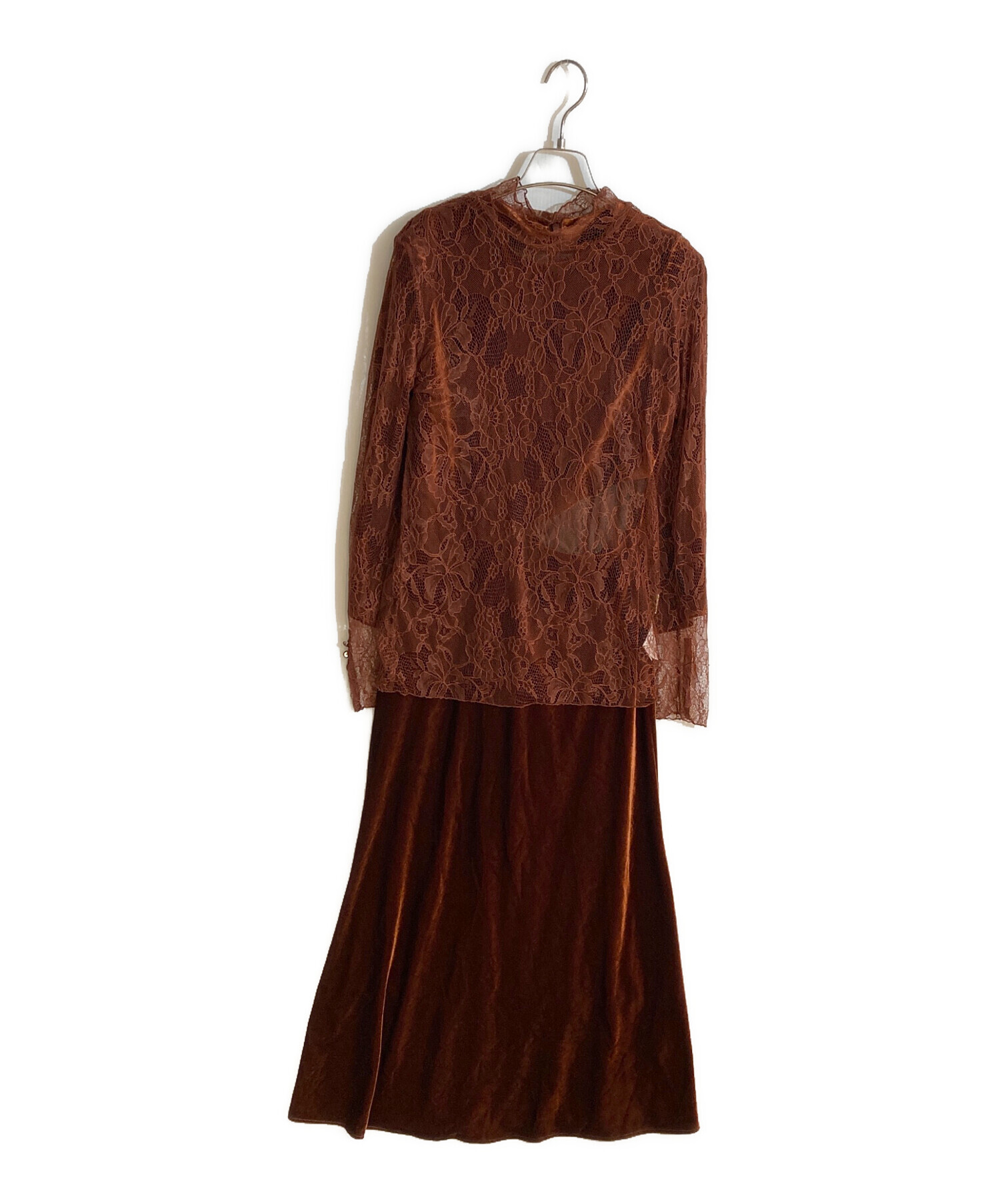 中古・古着通販】AMERI (アメリ) UND VELOUR HOLE LACE DRESS ブラウン