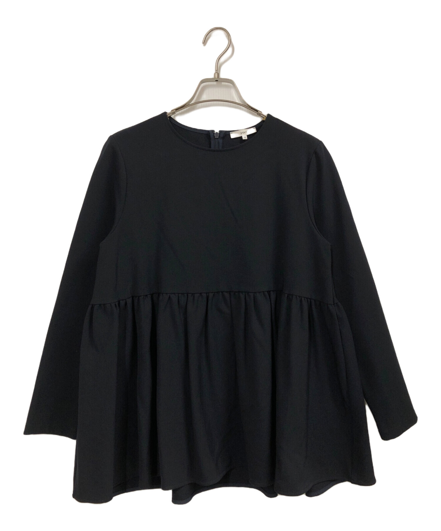 新品未使用　タグ付yori ソフト裏起毛フリルブラウス　ピンク　36 中古・古着通販】YORI (ヨリ) ソフト裏起毛フリルブラウス ネイビー