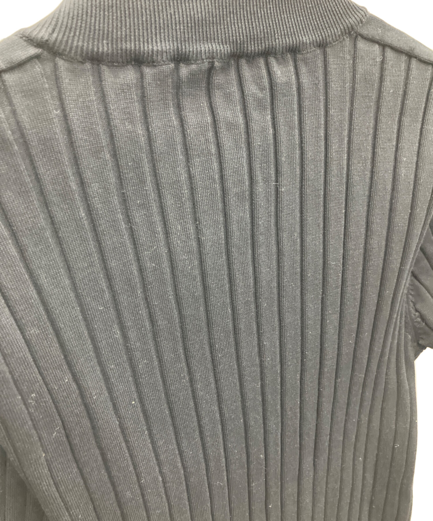 中古・古着通販】HYKE (ハイク) リブクルーネックニット ブラック