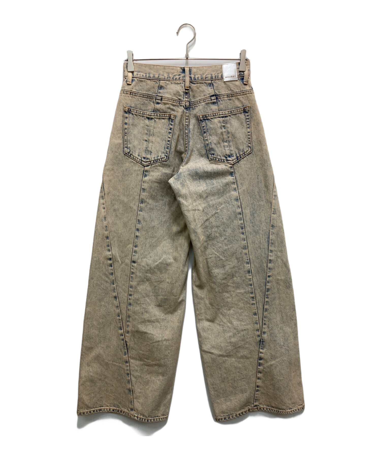 CURVED LINE CHEMICAL BAGGY
