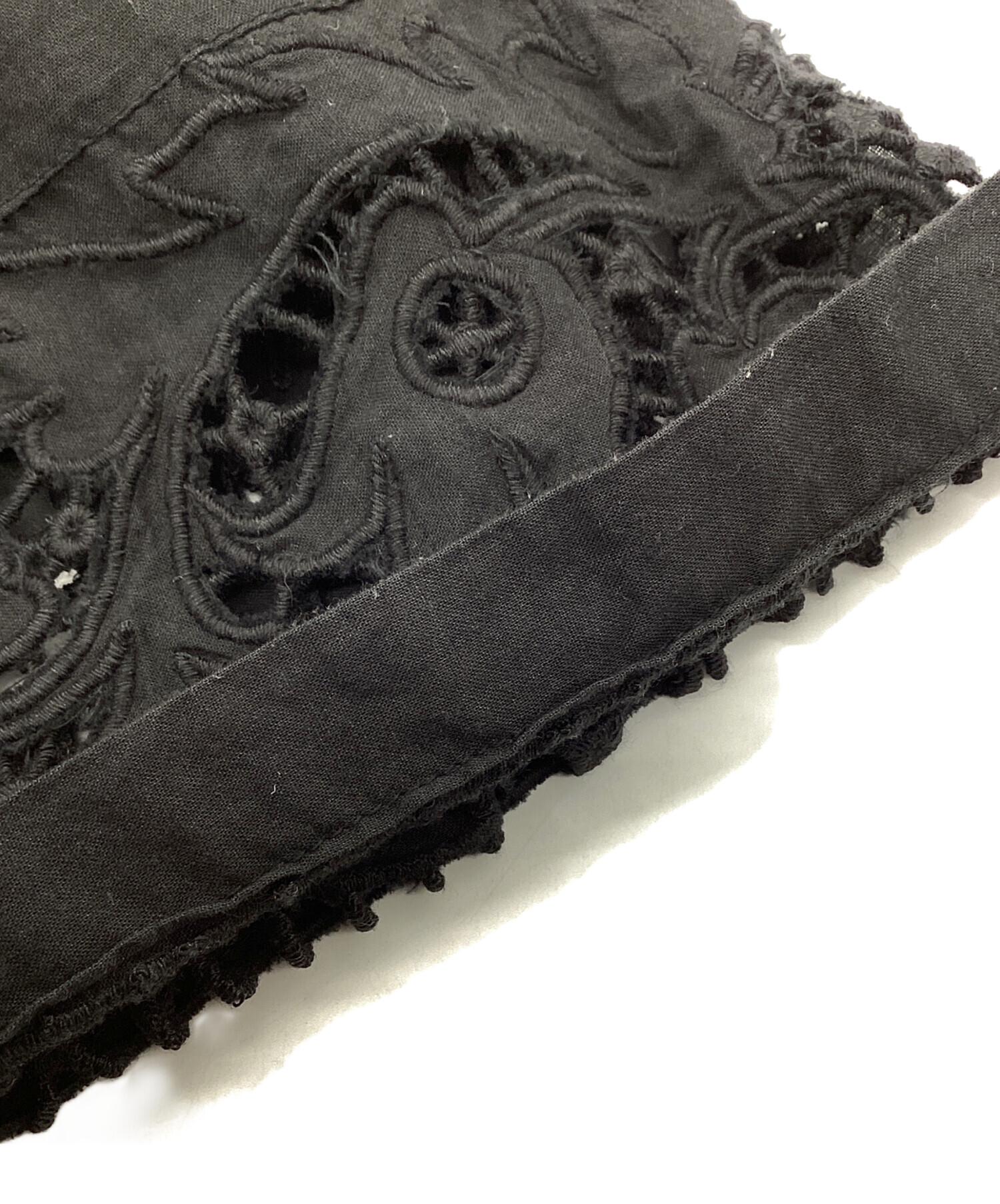 中古・古着通販】anuke (アンヌーク) Cutwork Lace Shirts ブラック 
