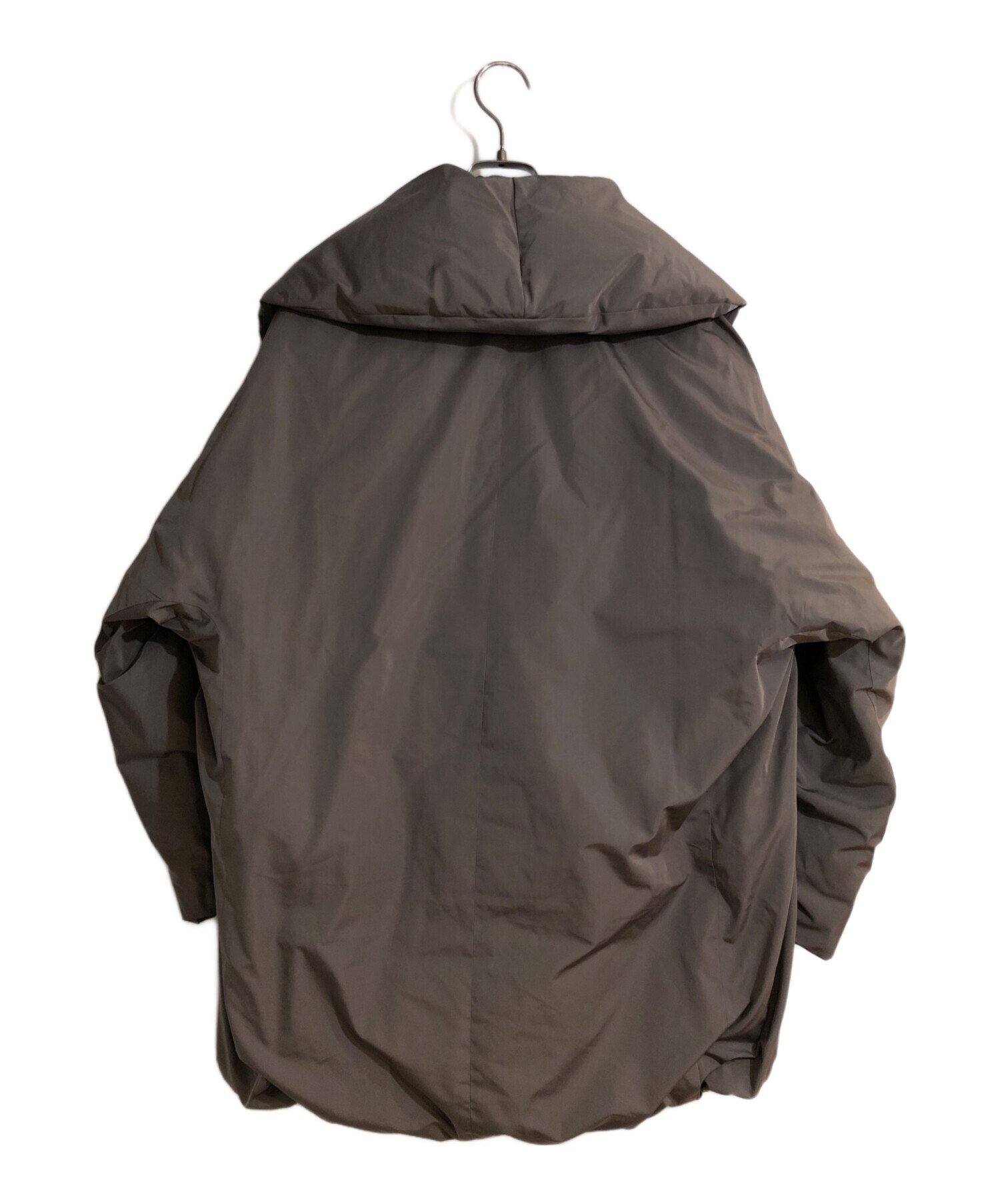 中古・古着通販】EBURE (エブール) フォルムダウンコート ライトグレー