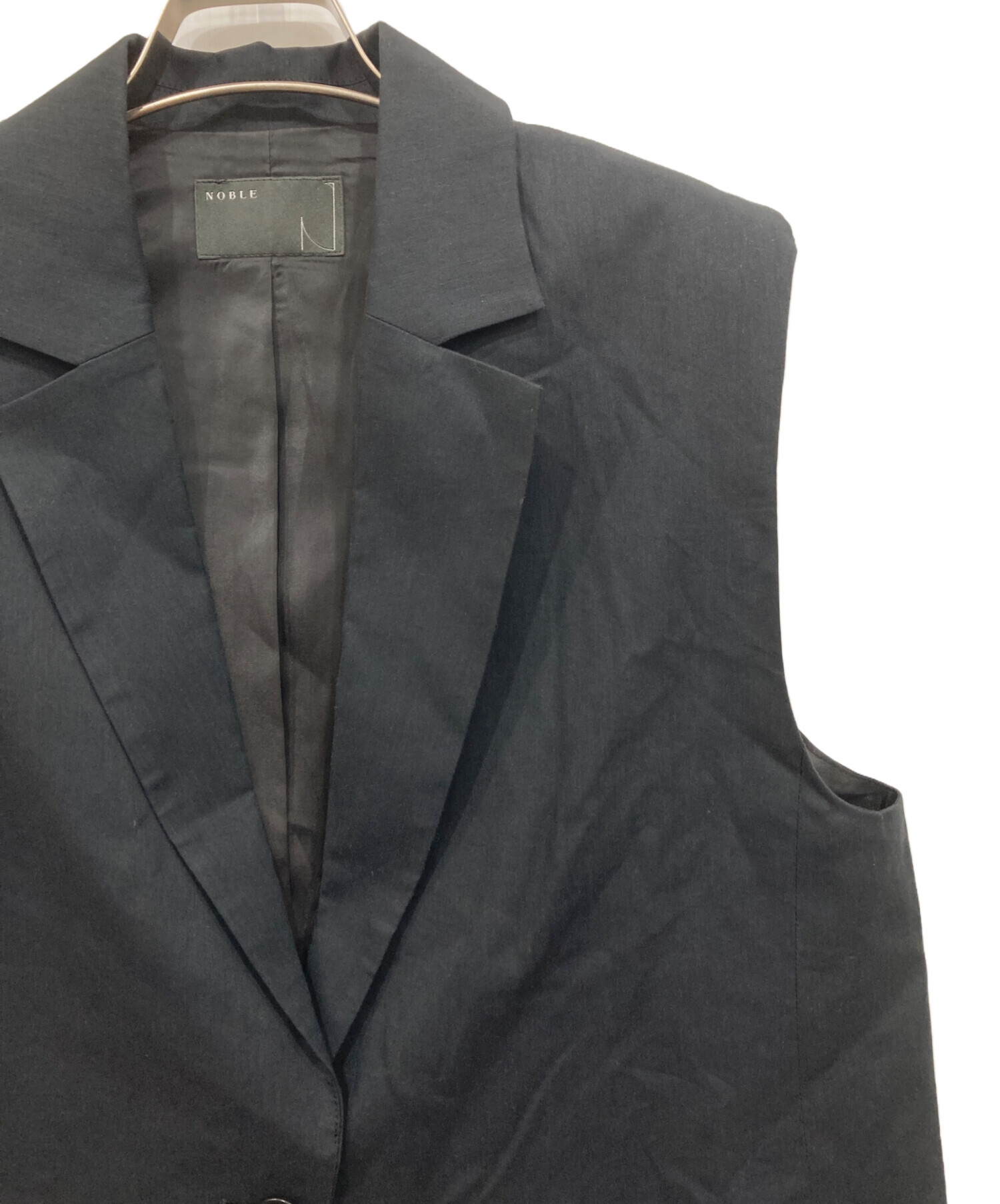 【未使用品】NOBLE/コットンリネンパワーショルダージレ/size36/黒 中古・古着通販】Noble (ノーブル) コットンリネンパワーショルダー