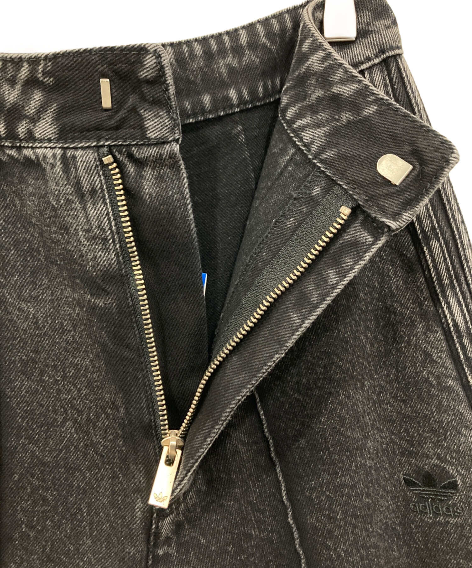 adidas定価13,200円 ※完売品ファッションモントリオールデニムジーンズ 中古・古着通販】adidas (アディダス) モントリオール デニムジーンズ