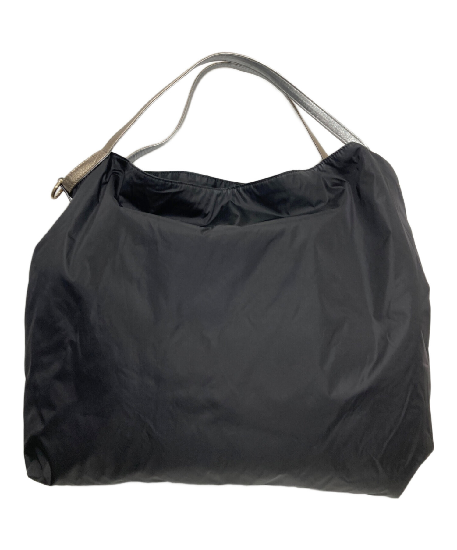 中古・古着通販JIMMY CHOO (ジミーチュウ) 収納ポーチ付き折り畳み