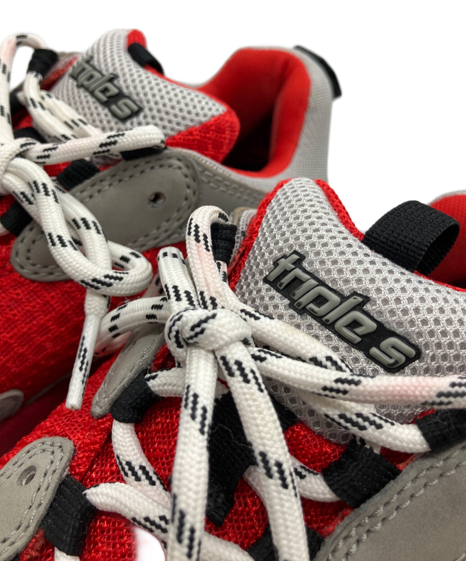 中古・古着通販】BALENCIAGA (バレンシアガ) TRIPLE S グレー×レッド