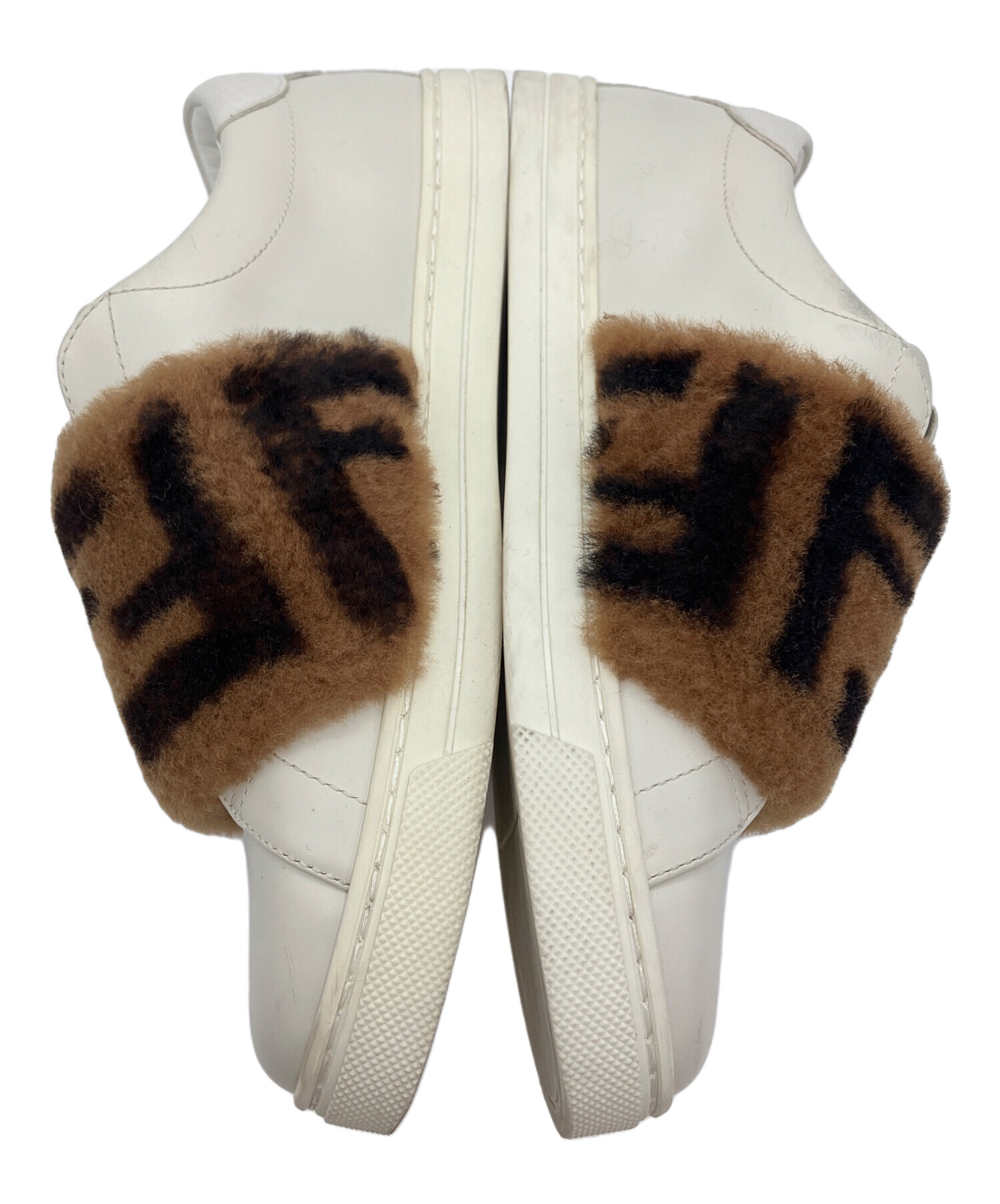 ディア出品 中古・古着通販】FENDI (フェンディ) ズッカファースリッポン ホワイト