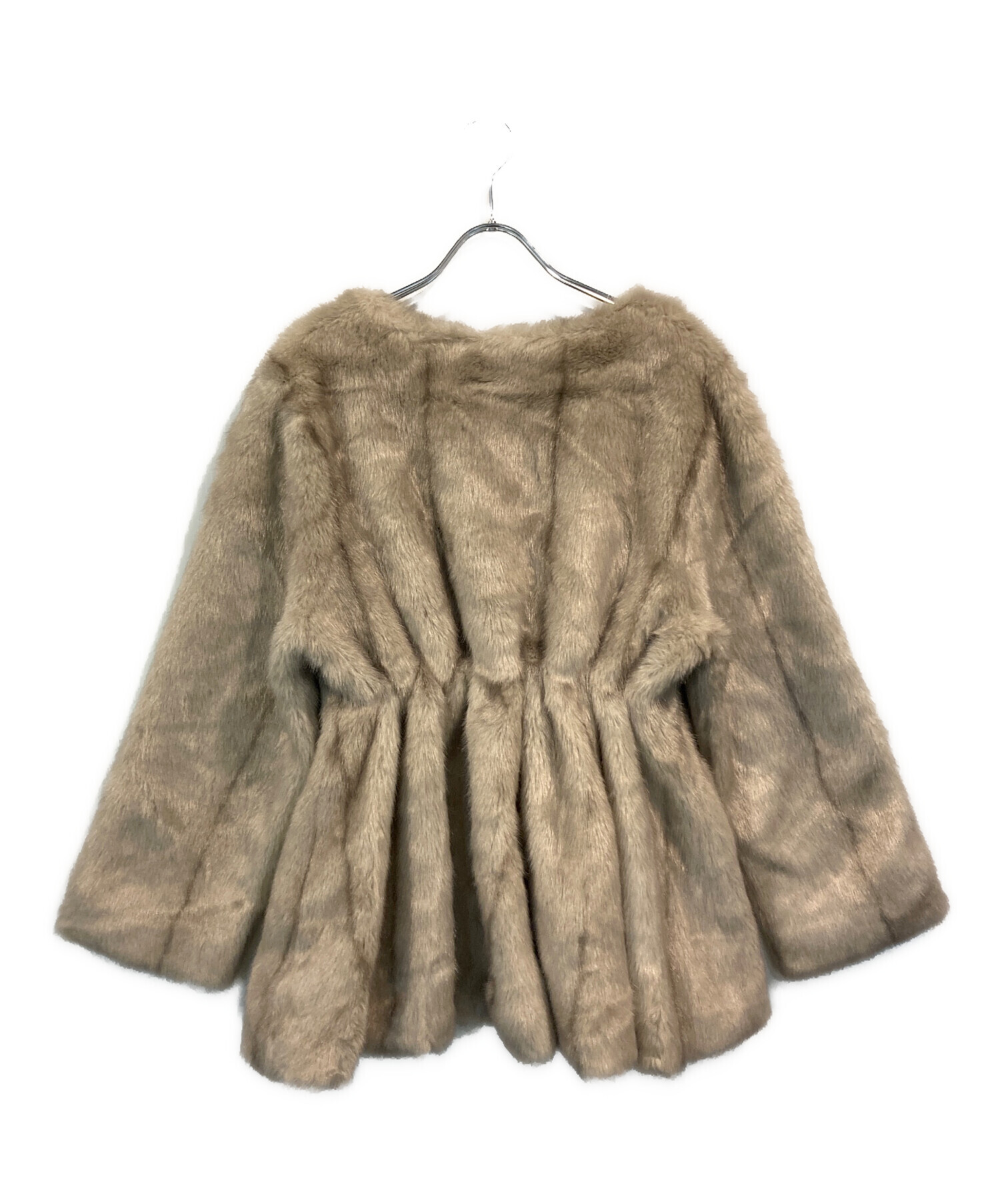 エヌー eneu バックギャザーフェイクファーコート 中古・古着通販】ENEU (エヌー) バックギャザーフェイクファーコート