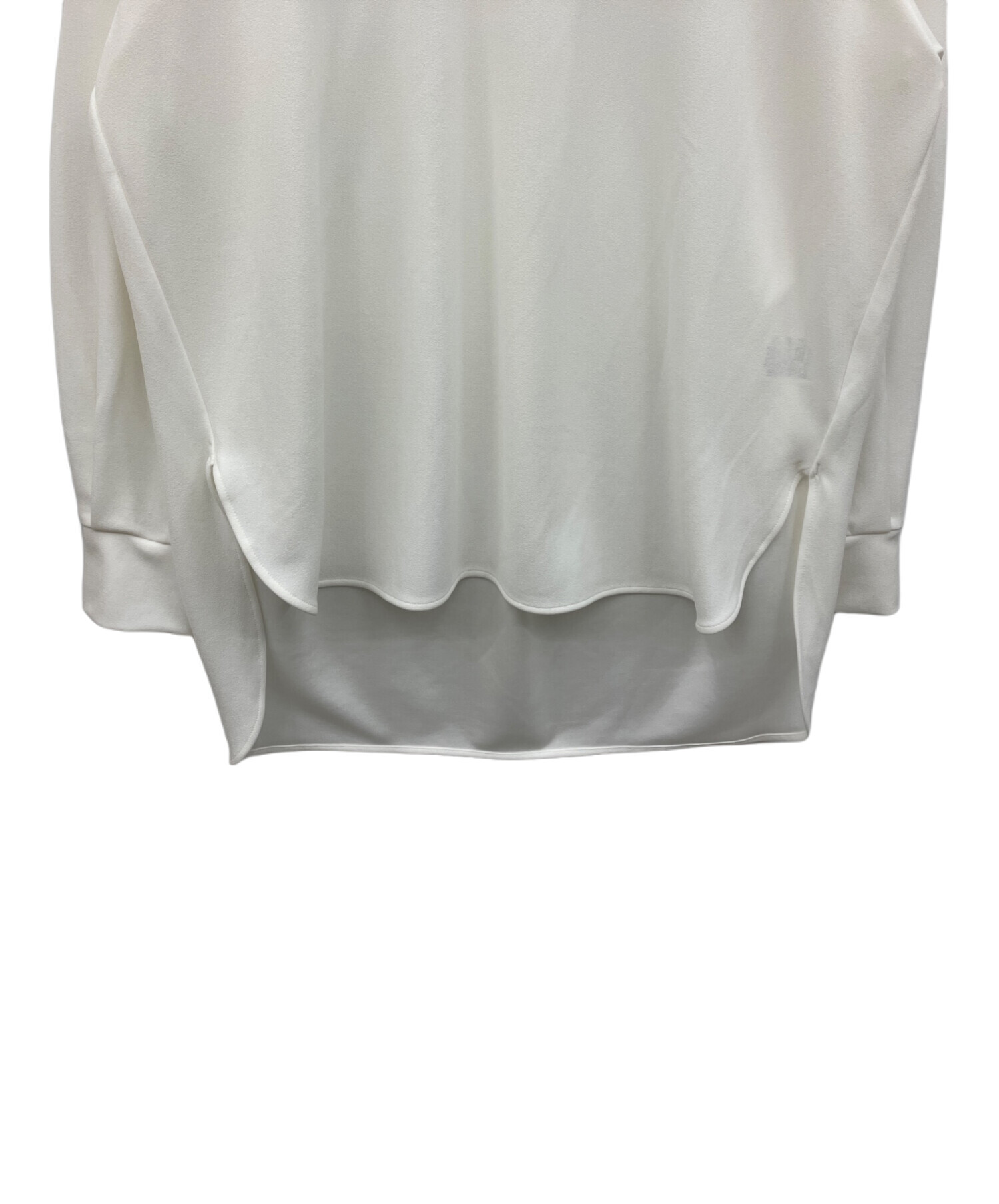 ★未使用品★BEARDSLEY Tブラウス　Fサイズ 新品 未使用】BEARDSLEYビアズリー Tブラウス 白 Fサイズ - メルカリ