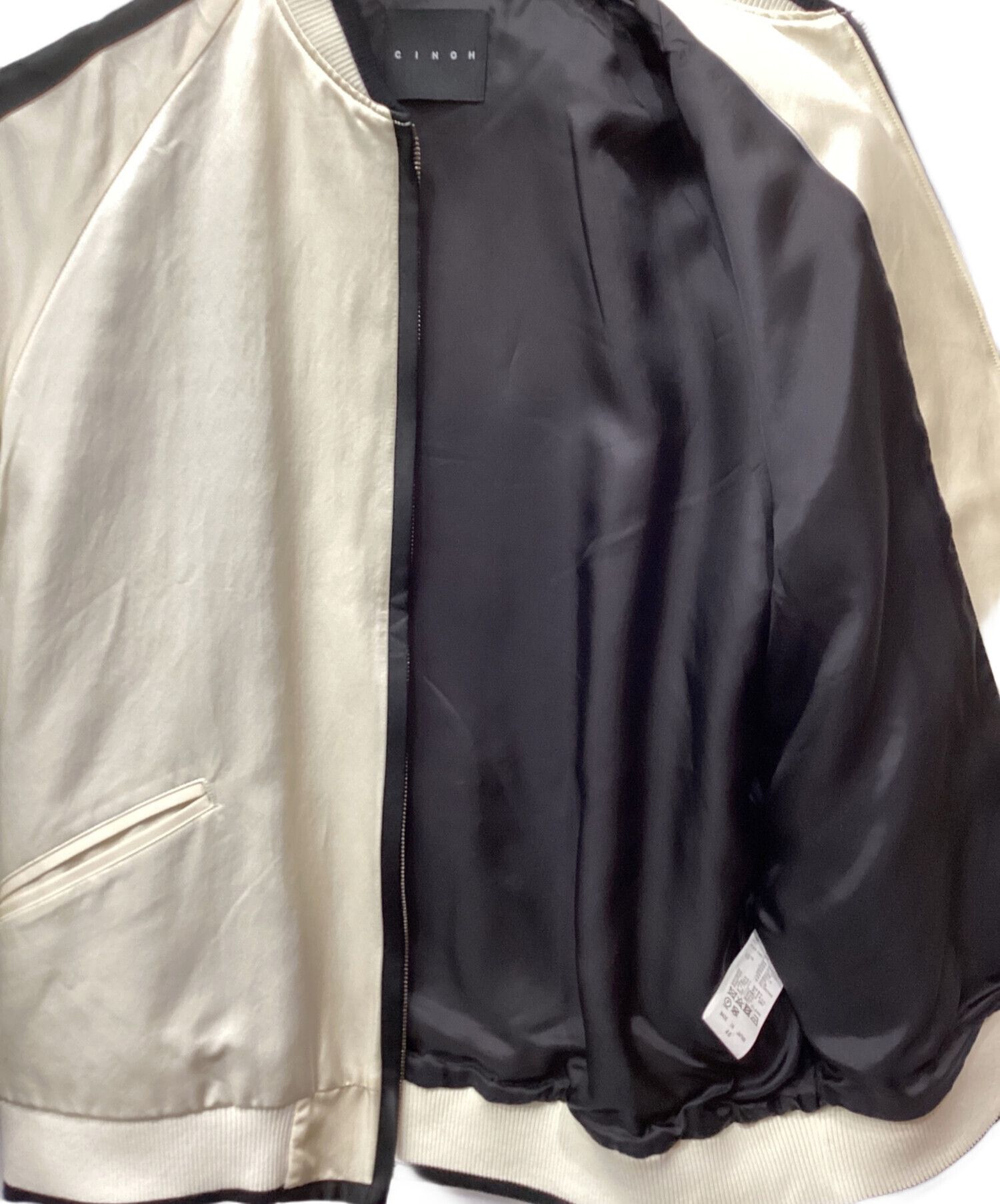 中古・古着通販】CINOH (チノ) サテンブルゾン ブラック×ホワイト