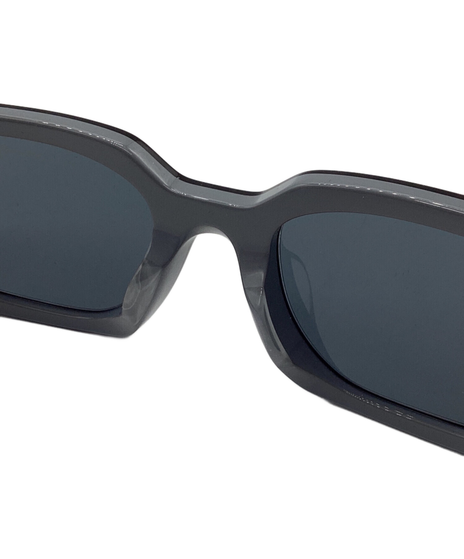 中古・古着通販】PRADA (プラダ) シンボルセルフレームサングラス