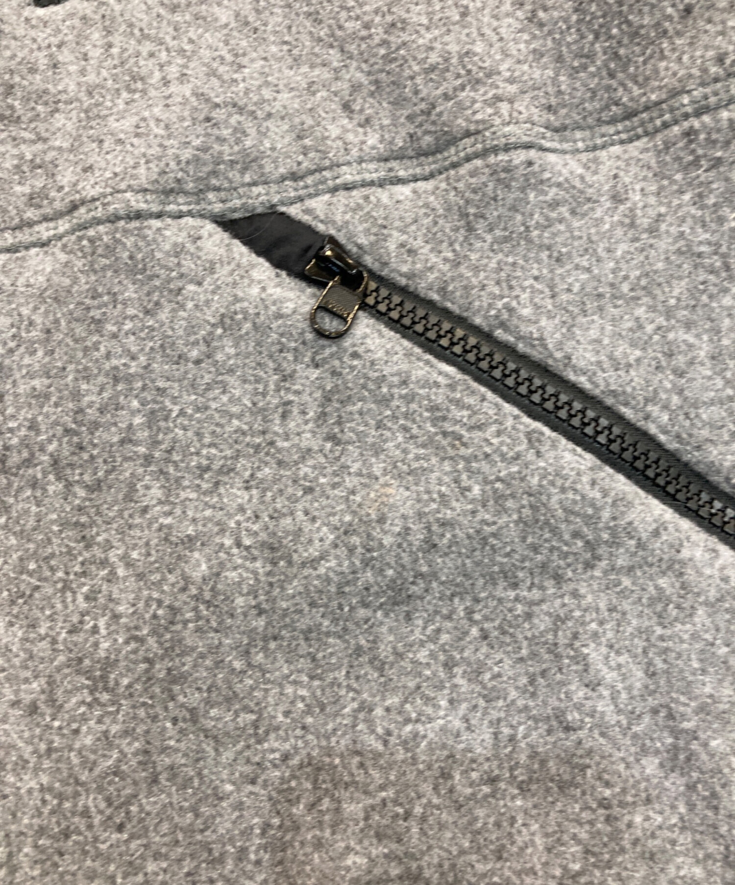 中古・古着通販】holiday (ホリデー) CLASSIC FLEECE VEST グレー
