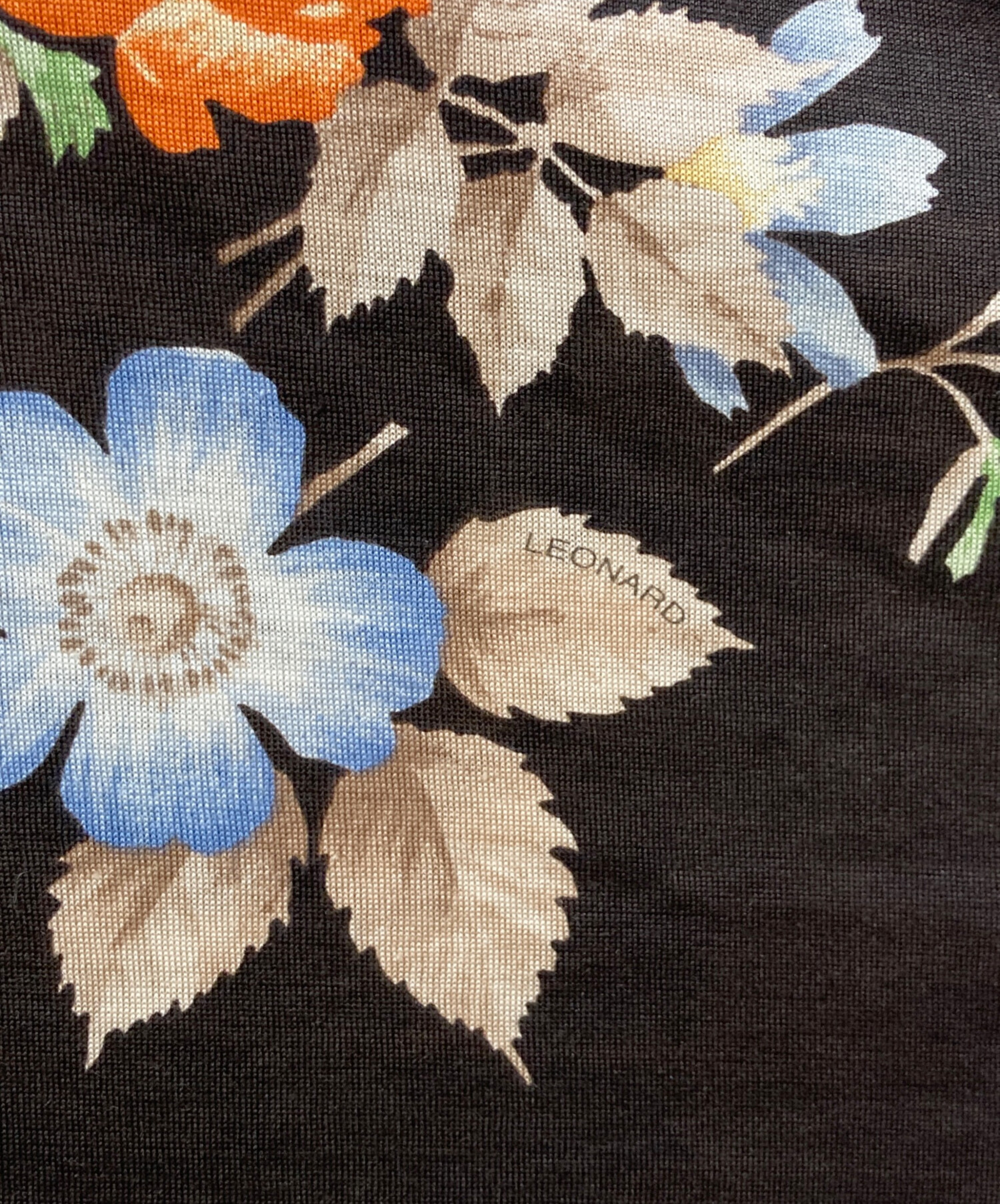 新古品　LEONARDレオナール　ヴィンテージ浴衣/裄69丈165 黒系　c51 2025年最新】LEONARD 着物・浴衣の人気アイテム - メルカリ