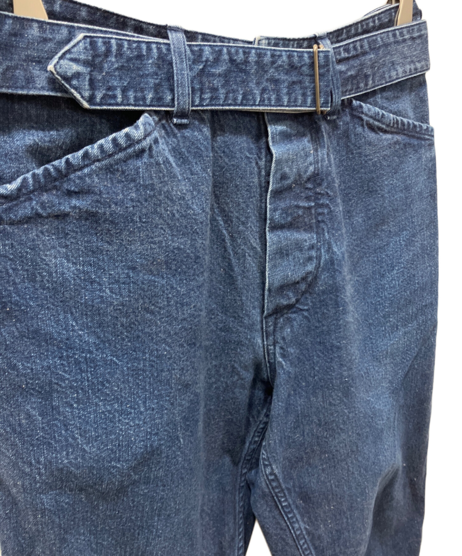 【未使用】COMOLI コモリ ベルテッドデニムパンツ インディゴ メンズ 2 中古・古着通販】COMOLI (コモリ) ベルテッド デニムパンツ インディゴ