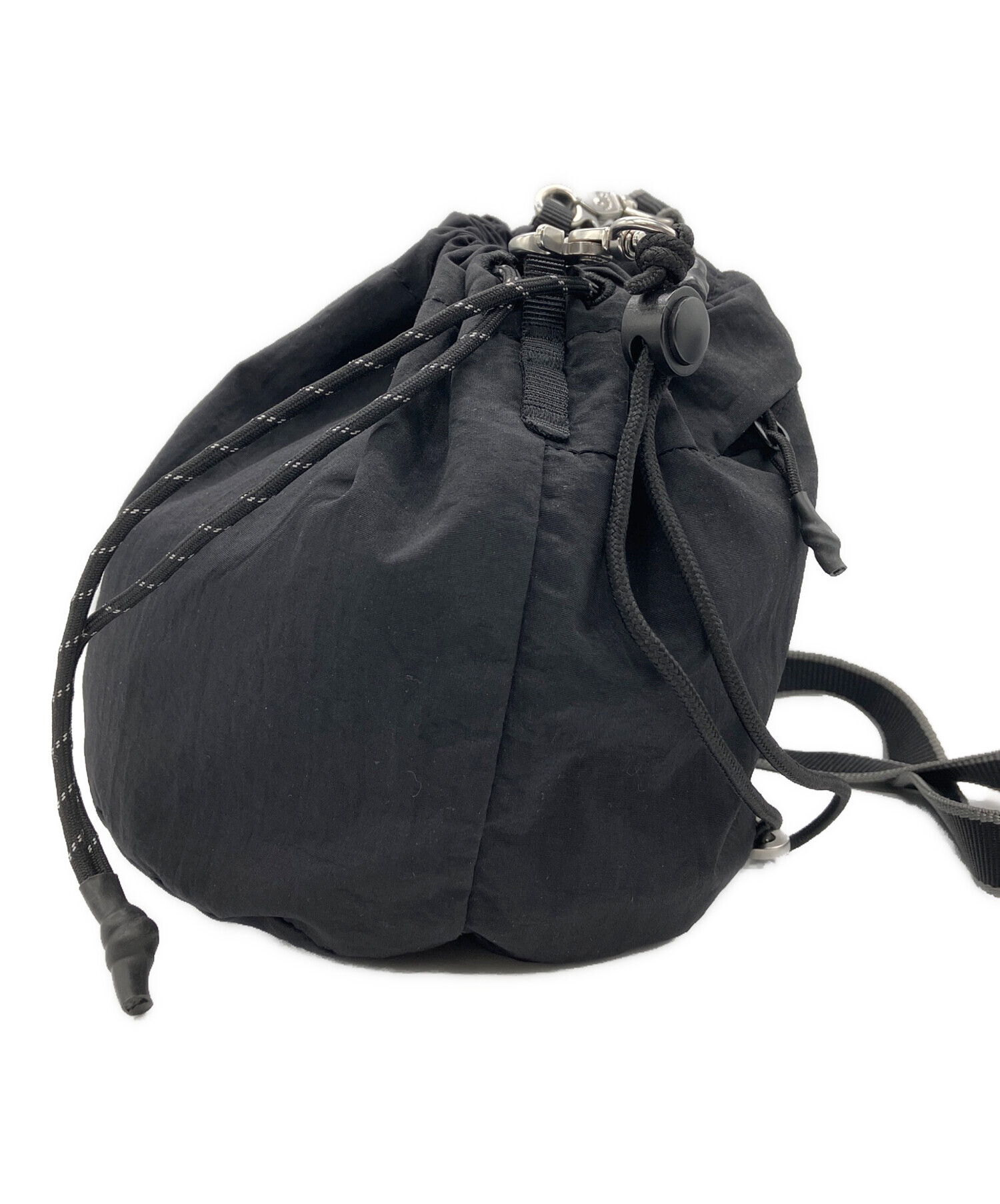 Topologie トポロジー ショルダーバッグ - 黒 【古着】【中古】 中古・古着通販】TOPOLOGIE (トポロジー) Reversible Bucket ブラック