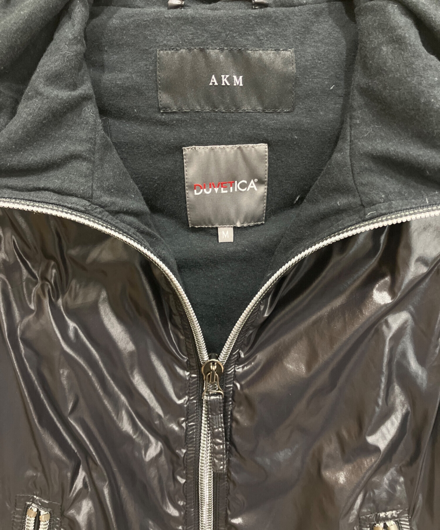 AKM ブラック ダウンベスト duvetica 中古・古着通販】DUVETICA (デュベティカ) AKM (エーケーエム) ダウン