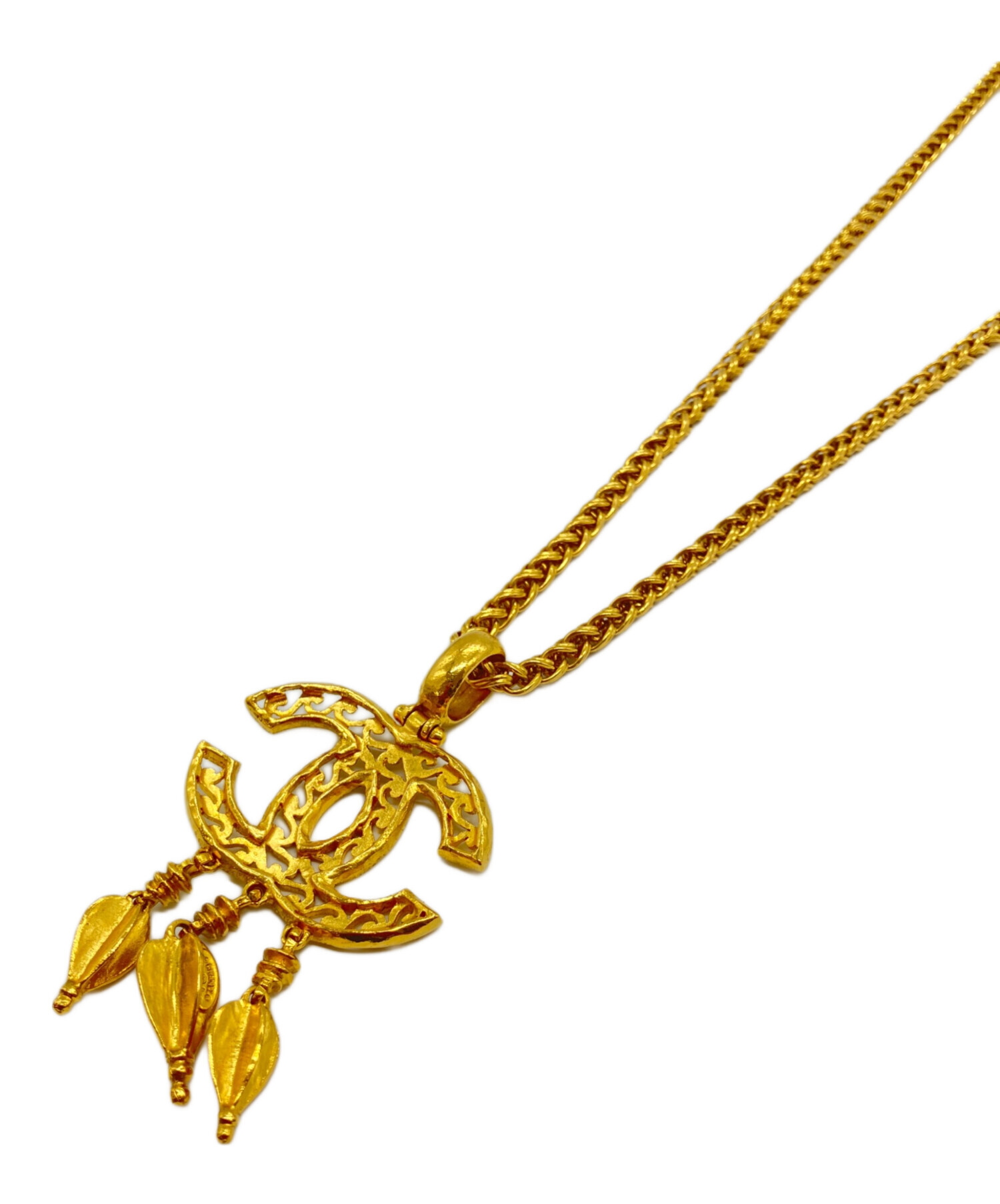 中古・古着通販】CHANEL (シャネル) CCペンダント付き ココマーク