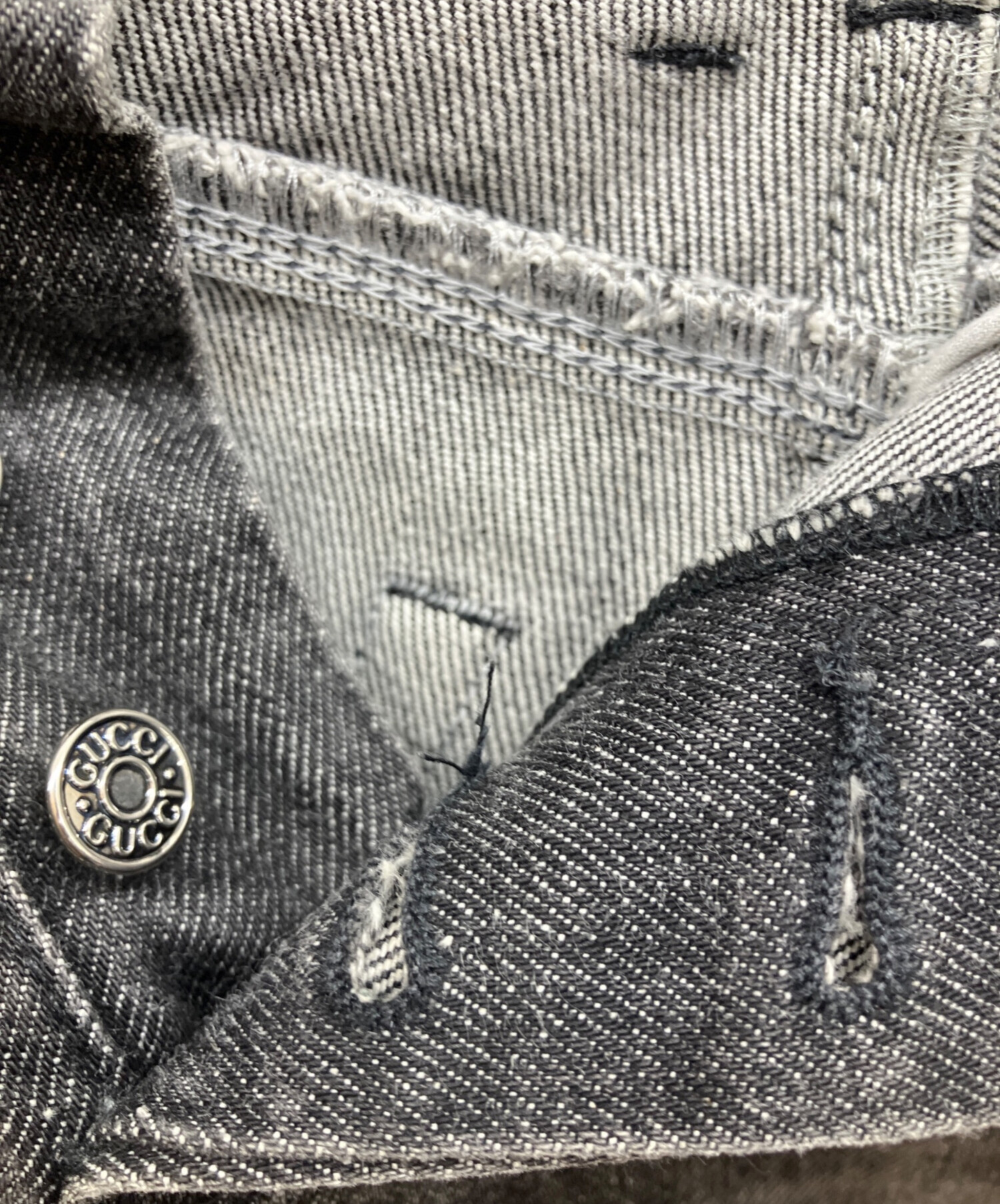 中古・古着通販】GUCCI (グッチ) デニムパンツ ブラック サイズ:46