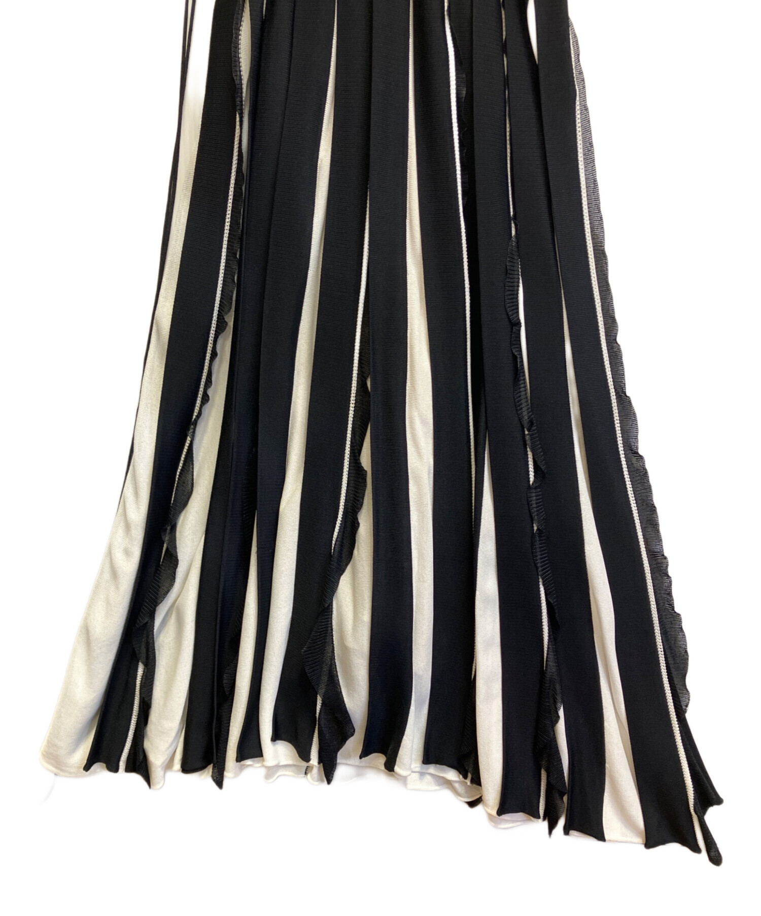 中古・古着通販】VALENTINO (ヴァレンティノ) プリーツニットドレス