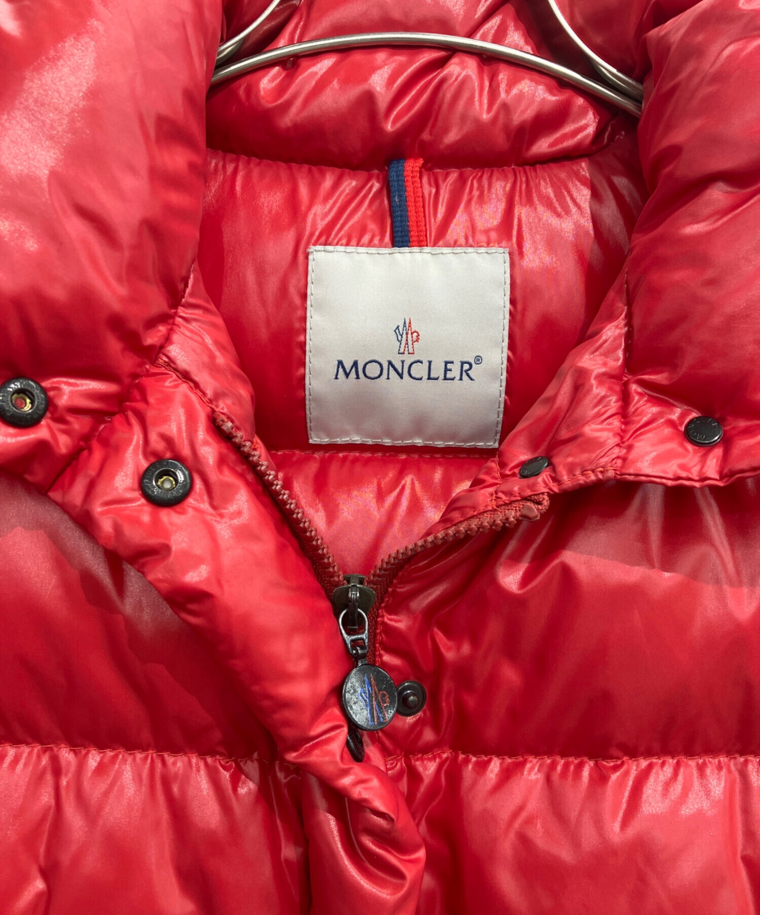 モンクレールダウンジャケット未使用 中古・古着通販】MONCLER (モンクレール) ダウンジャケット レッド
