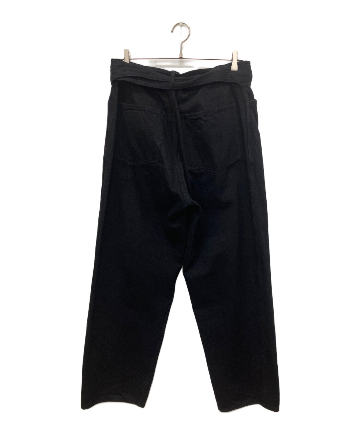 COMOLI コモリ 17SS ベルテッド デニム パンツ ブラック　1【中古】 中古・古着通販】COMOLI (コモリ) デニム ベルテッドパンツ ブラック