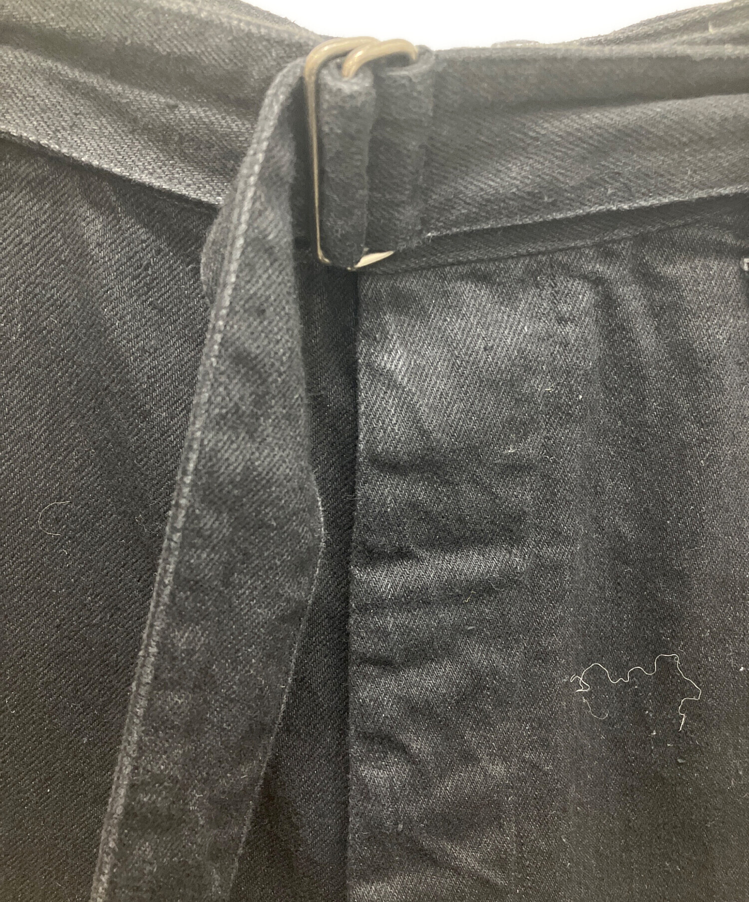 中古・古着通販】COMOLI (コモリ) デニム ベルテッドパンツ ブラック