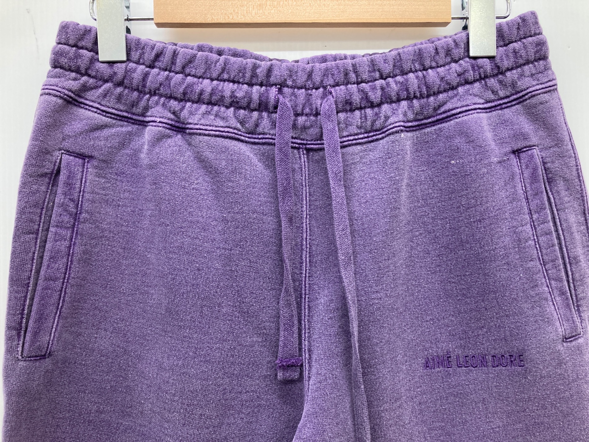 エメレオンドレ ユニフォーム スエットハーフパンツ Mサイズ 中古・古着通販】Aime Leon Dore (エメ レオン ドレ) スウェットパンツ