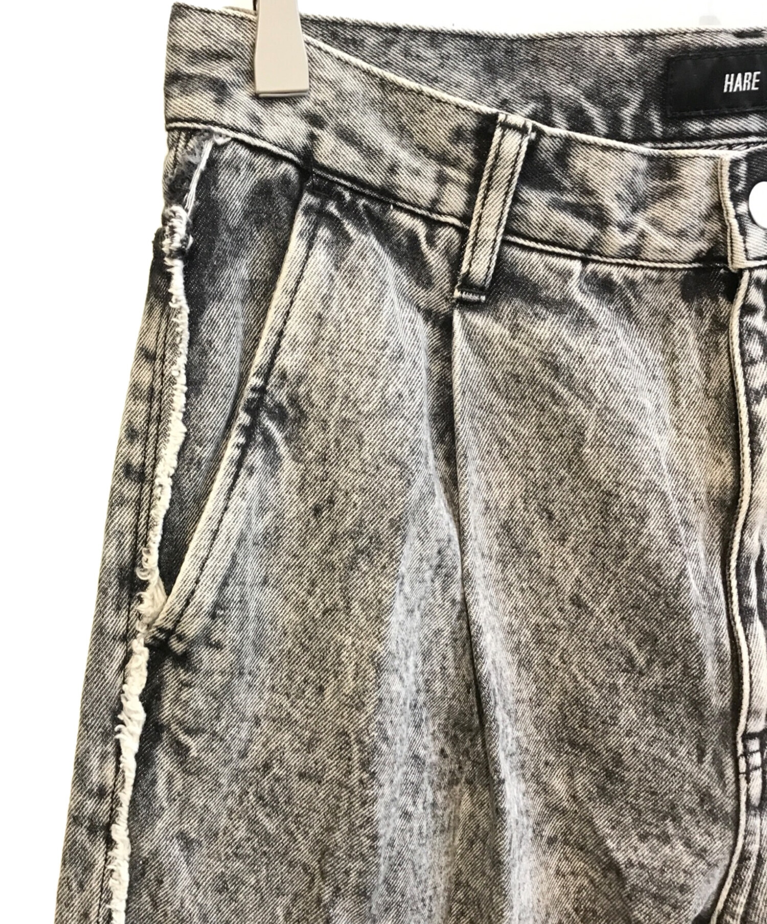 中古・古着通販】HARE (ハレ) コンバートフリンジデニムパンツ グレー