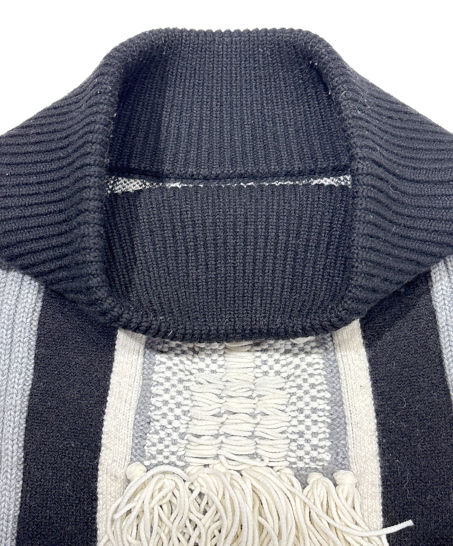 ゆかぷ mame kurogouchi ケーブル編みフリンジ 中古・古着通販】mame kurogouchi (マメクロゴウチ) ケーブルステッチ