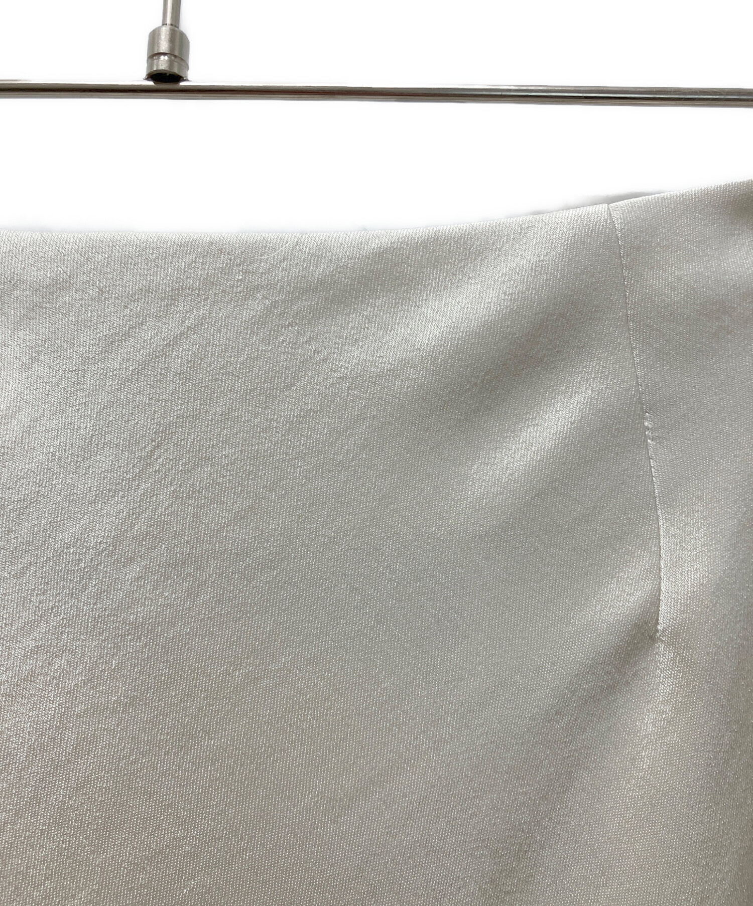 中古・古着通販】IENA (イエナ) ダブルサテンスカート ホワイト サイズ