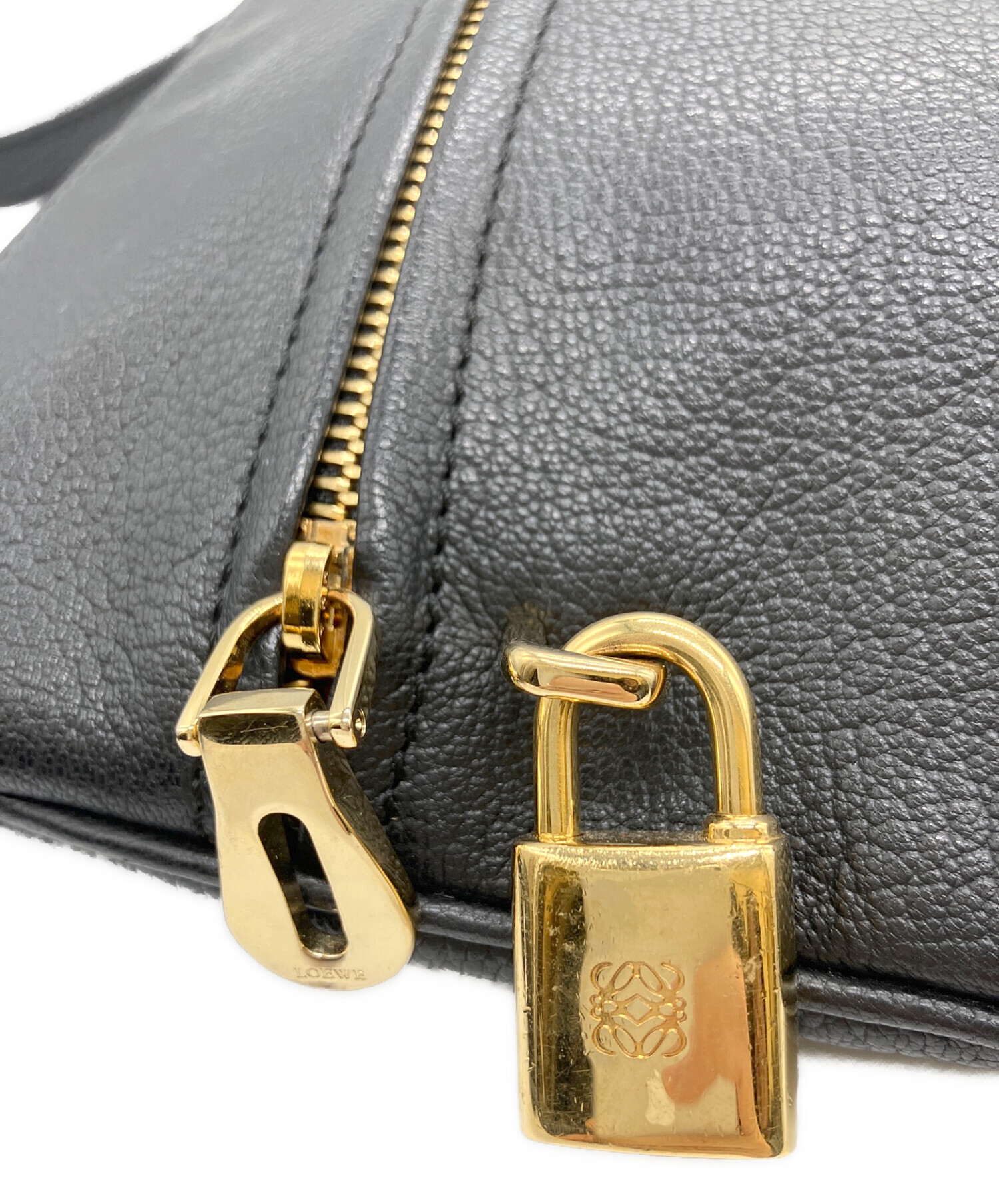 中古・古着通販】LOEWE (ロエベ) アナグラムショルダーバッグ ブラック