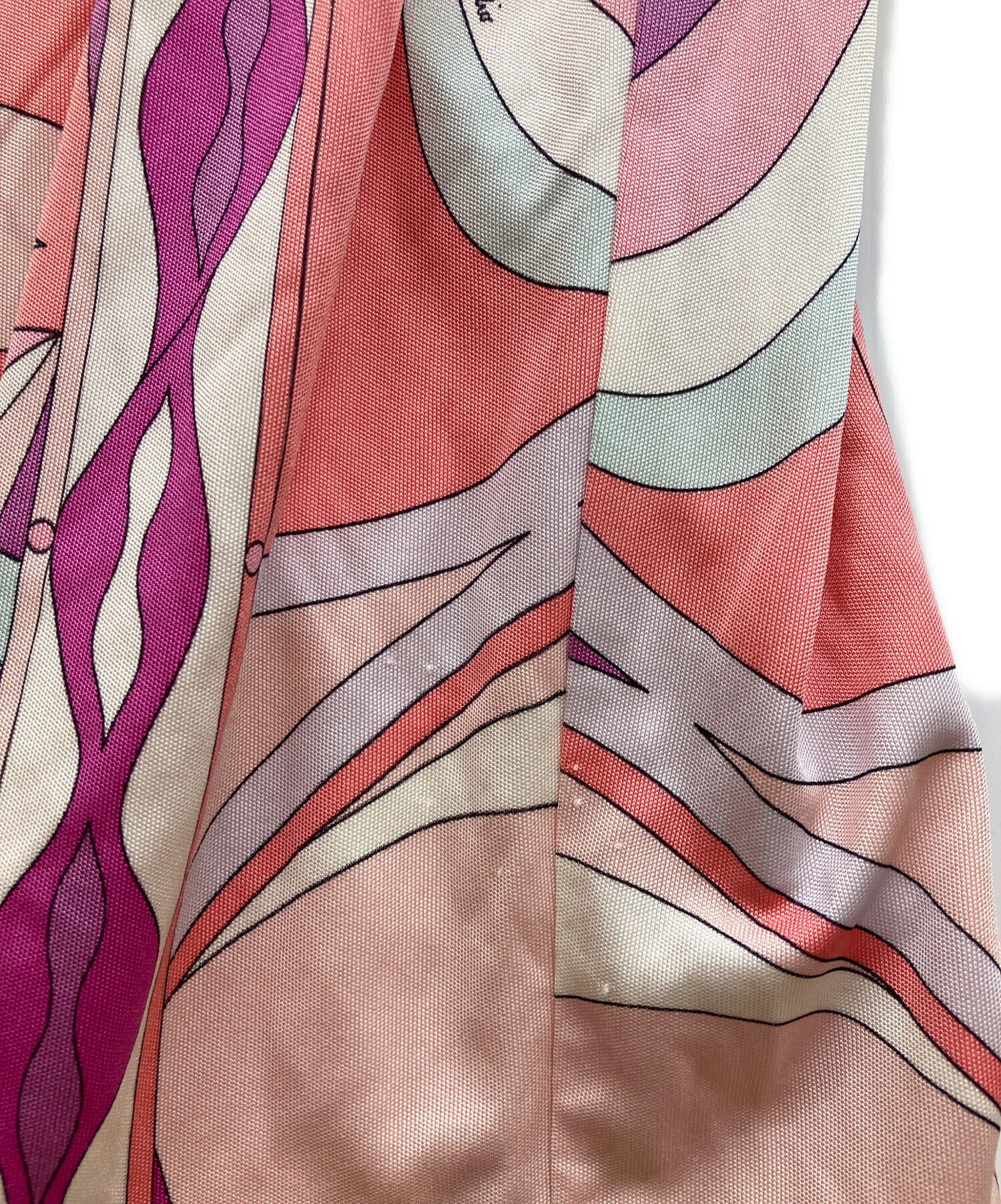 エミリオ・プッチ Emilio Pucci 総柄 ワンピース ノースリーブ 中古・古着通販】Emilio Pucci (エミリオ プッチ) 総柄ノースリーブ